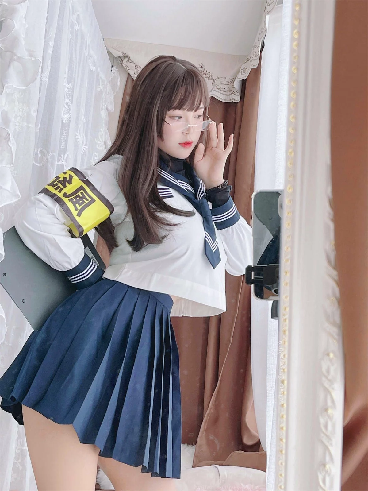 萌系小姐姐白烨风纪委员主题性感学生制服半脱露风纪内衣秀完美身材诱惑写真59P