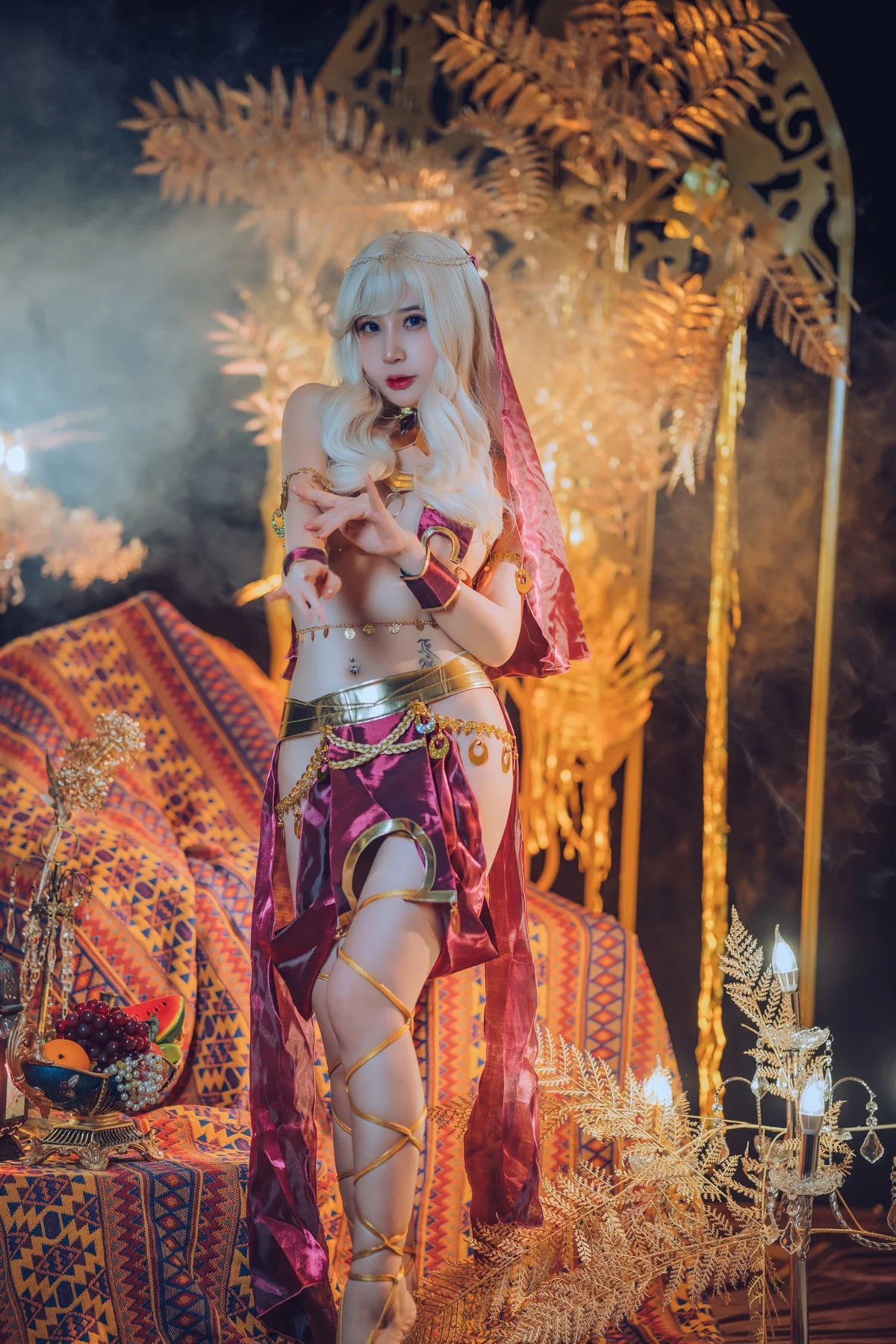 Coser妹子蜜蜜子异域舞姬主题私房性感异域风情服饰秀完美身材撩人诱惑写真35P