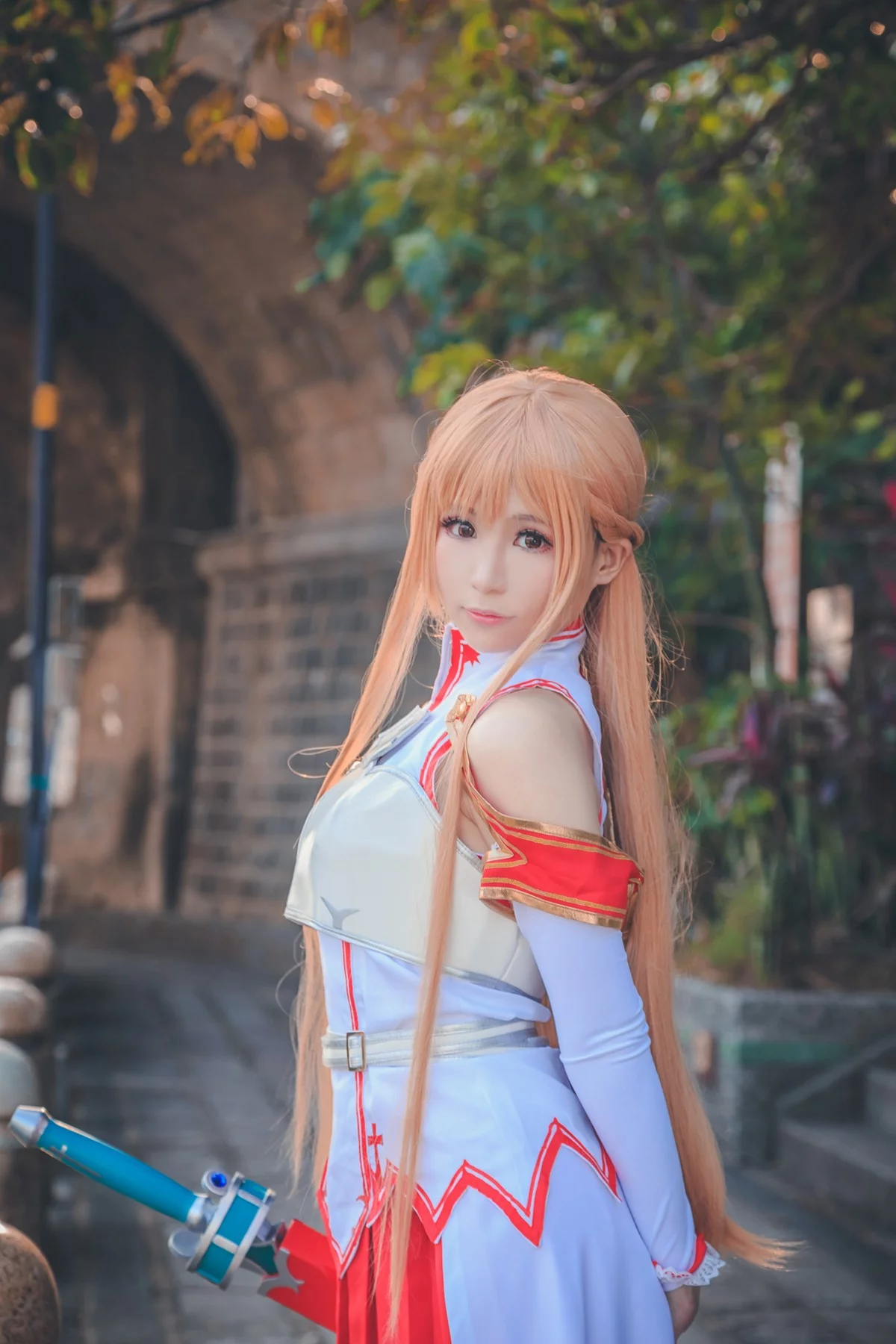 台湾萌系Coser美女白神泱亚丝娜主题多套Cos服饰秀完美身材靓丽迷人写真130P