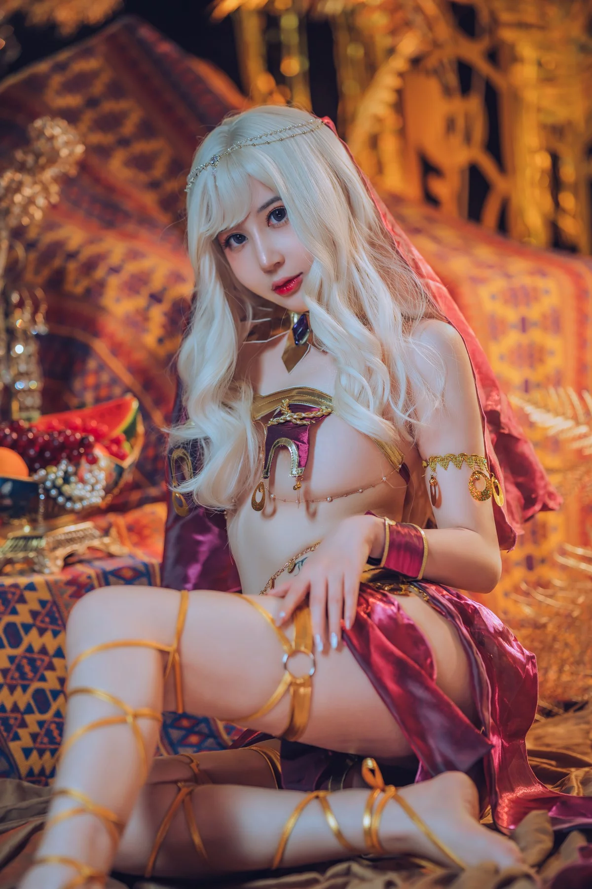 Coser妹子蜜蜜子异域舞姬主题私房性感异域风情服饰秀完美身材撩人诱惑写真35P
