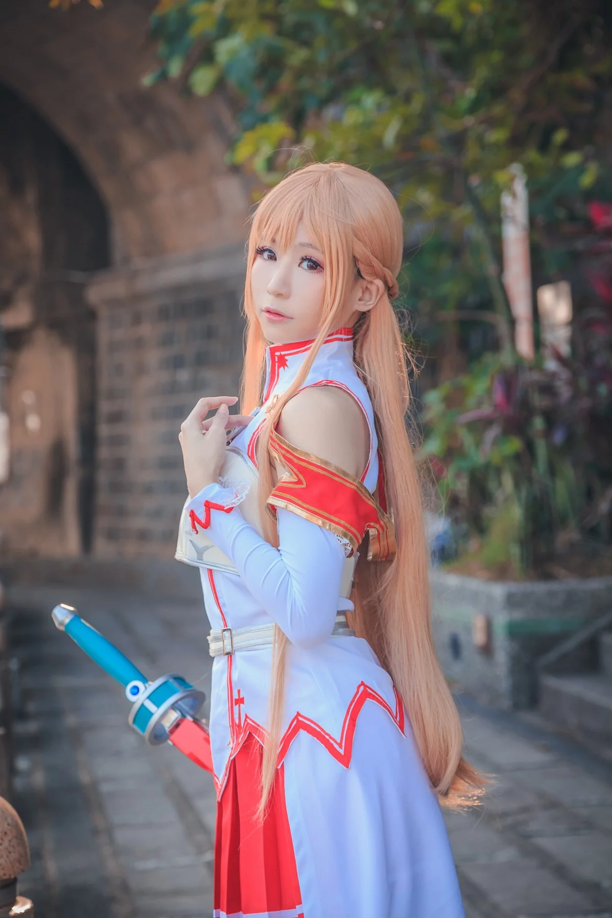 台湾萌系Coser美女白神泱亚丝娜主题多套Cos服饰秀完美身材靓丽迷人写真130P