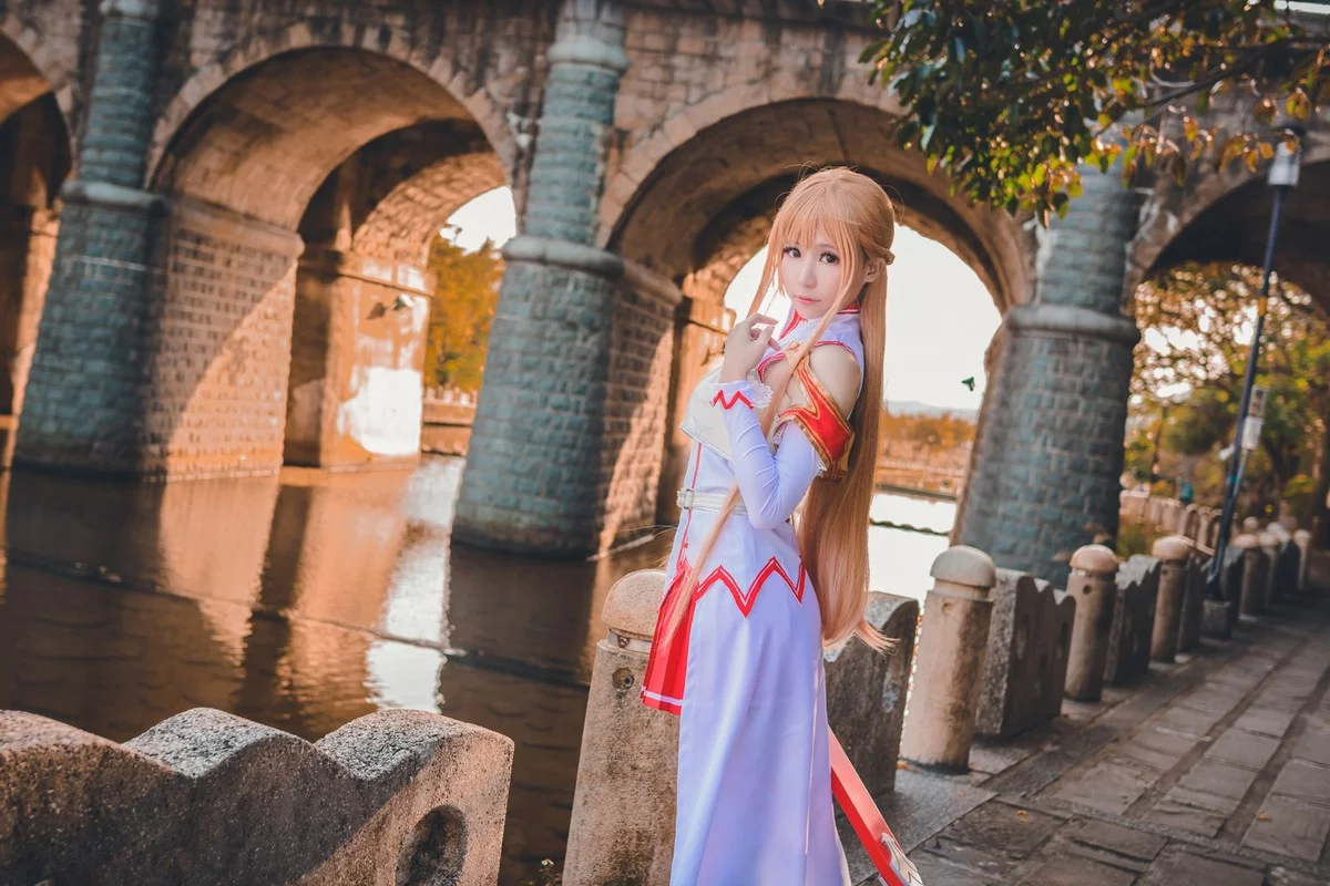 台湾萌系Coser美女白神泱亚丝娜主题多套Cos服饰秀完美身材靓丽迷人写真130P
