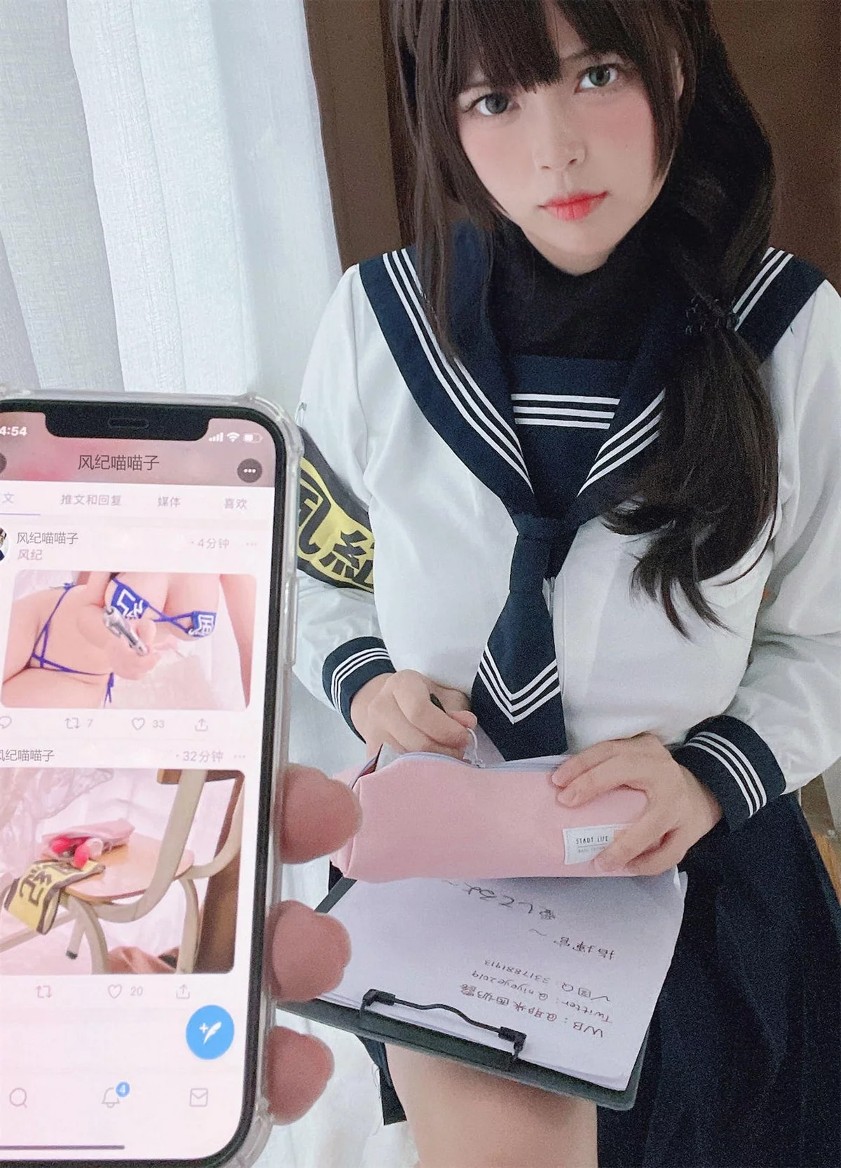 萌系小姐姐白烨风纪委员主题性感学生制服半脱露风纪内衣秀完美身材诱惑写真59P