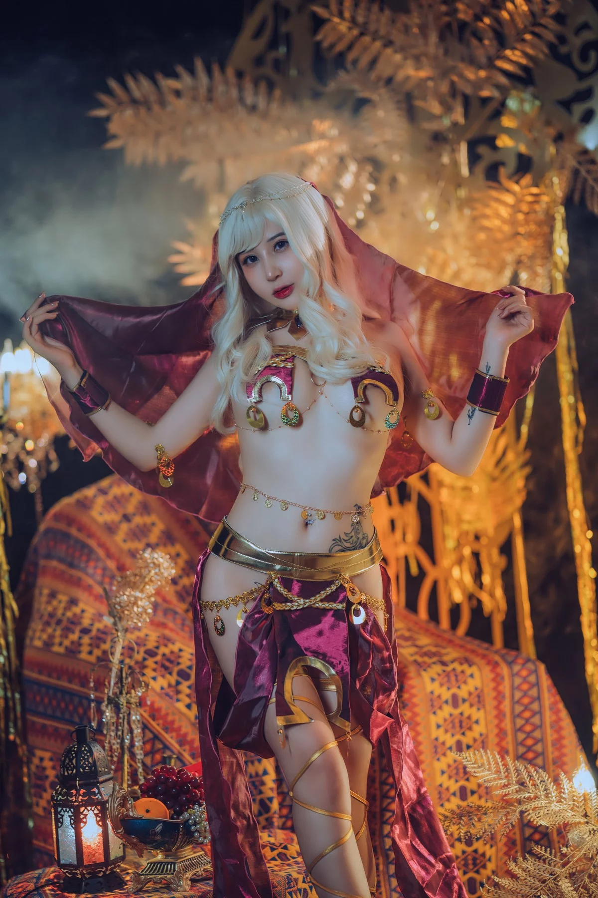 Coser妹子蜜蜜子异域舞姬主题私房性感异域风情服饰秀完美身材撩人诱惑写真35P