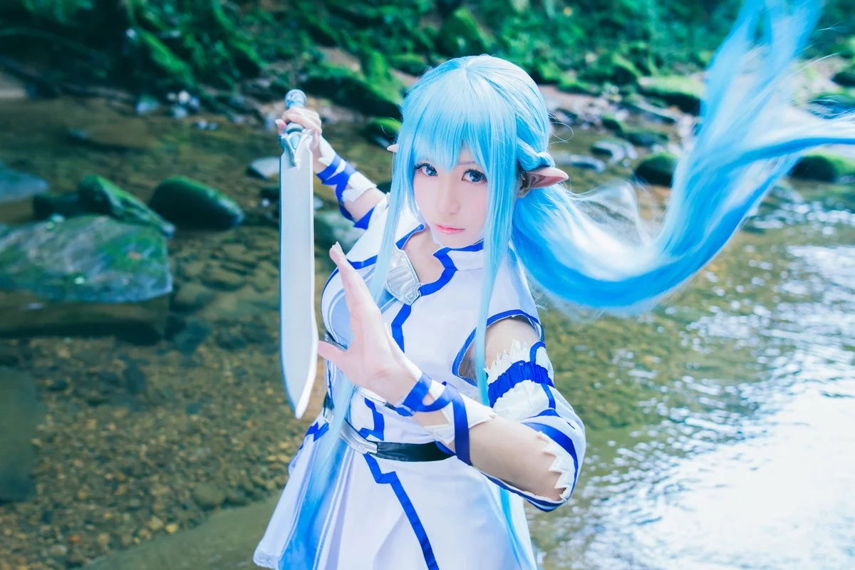 台湾萌系Coser美女白神泱亚丝娜主题多套Cos服饰秀完美身材靓丽迷人写真130P