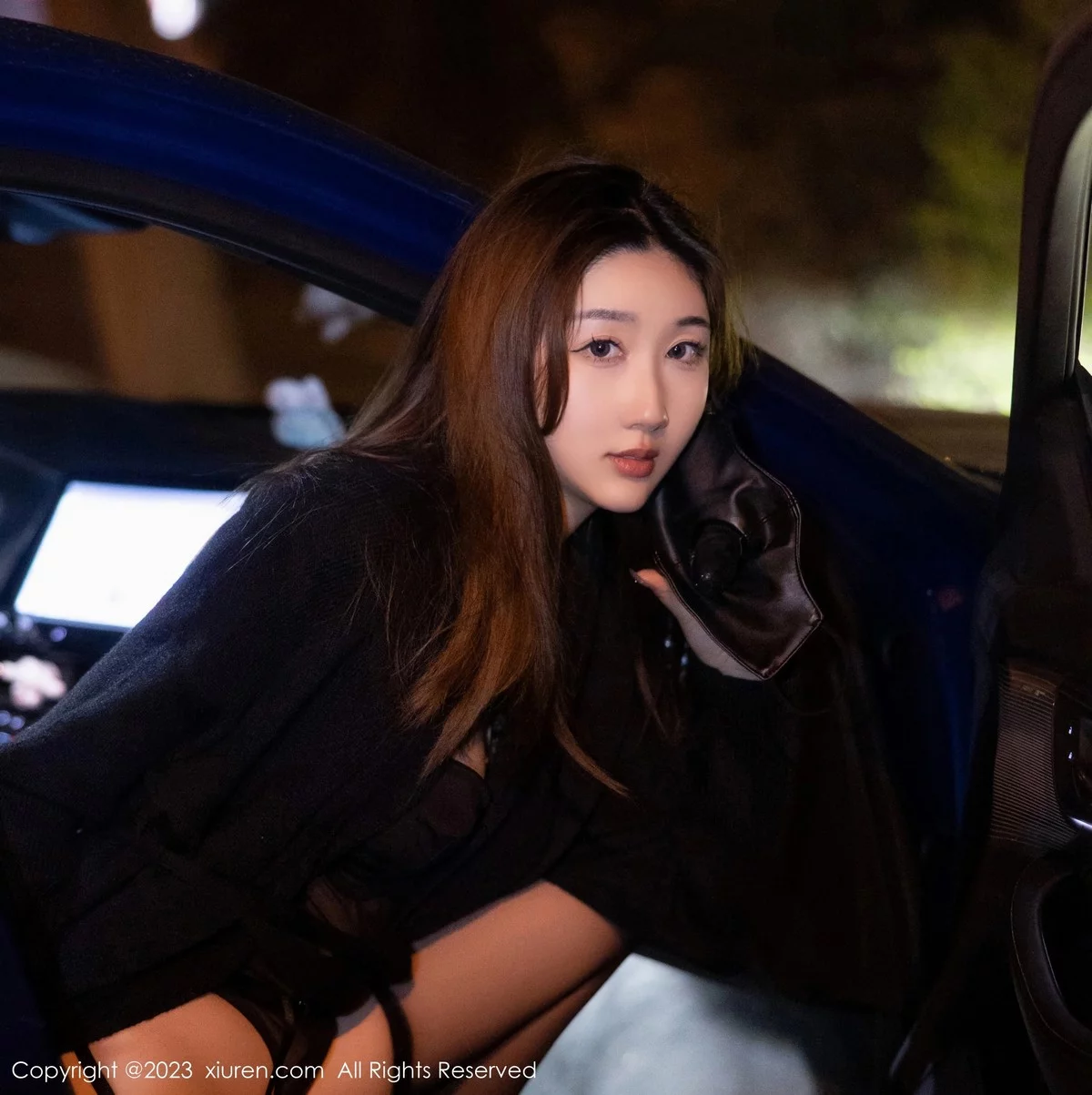 XiuRen第6650期_模特江真真性感黑色薄透情趣内衣配黑丝吊袜秀惹火身材诱惑写真88P