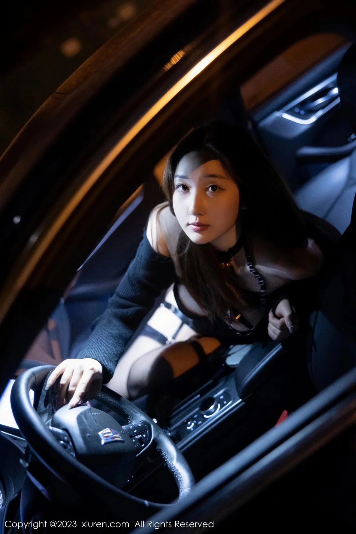 XiuRen第6650期_模特江真真性感黑色薄透情趣内衣配黑丝吊袜秀惹火身材诱惑写真88P