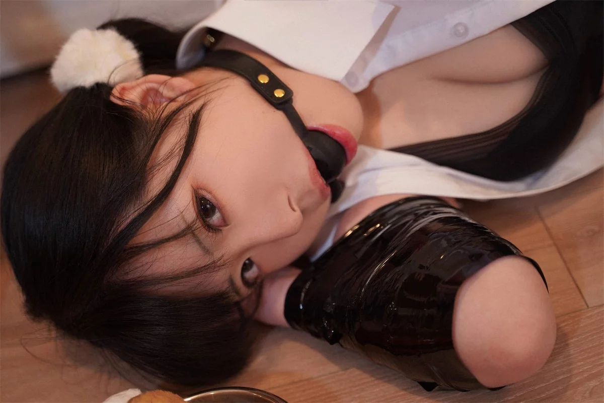 微博美少女虎森森我的妹妹主题性感黑色内衣配超薄黑丝情趣捆绑撩人诱惑写真71P