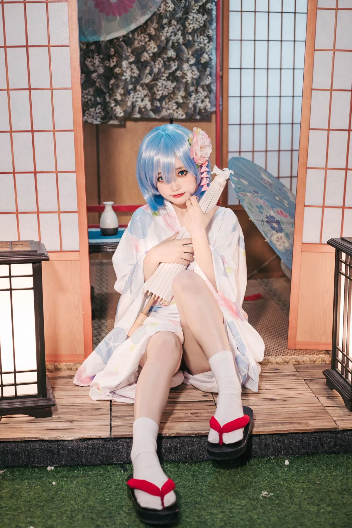 Coser美女神沢永莉蕾姆和风主题私房性感日系和服半脱秀完美身材诱惑写真47P