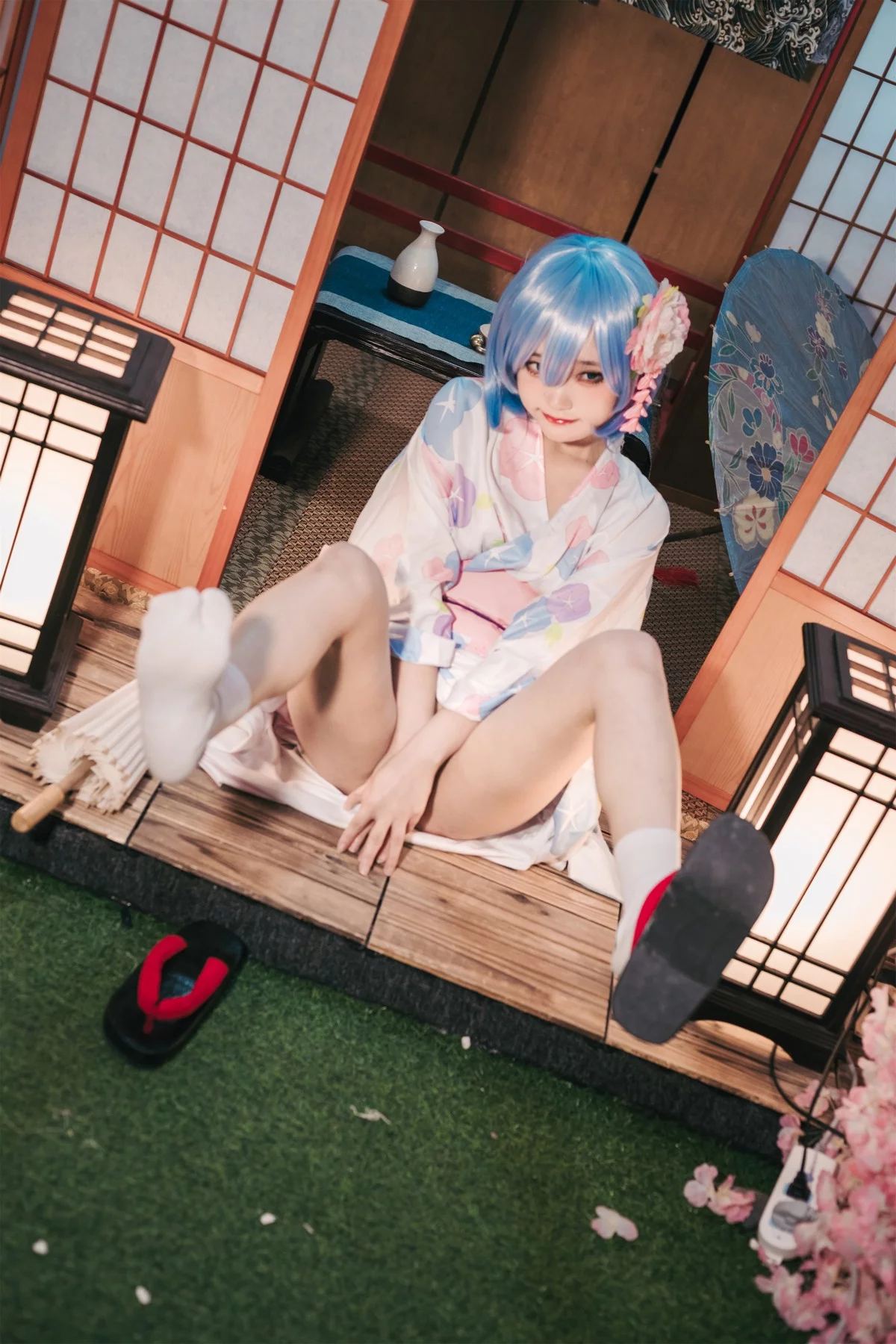Coser美女神沢永莉蕾姆和风主题私房性感日系和服半脱秀完美身材诱惑写真47P