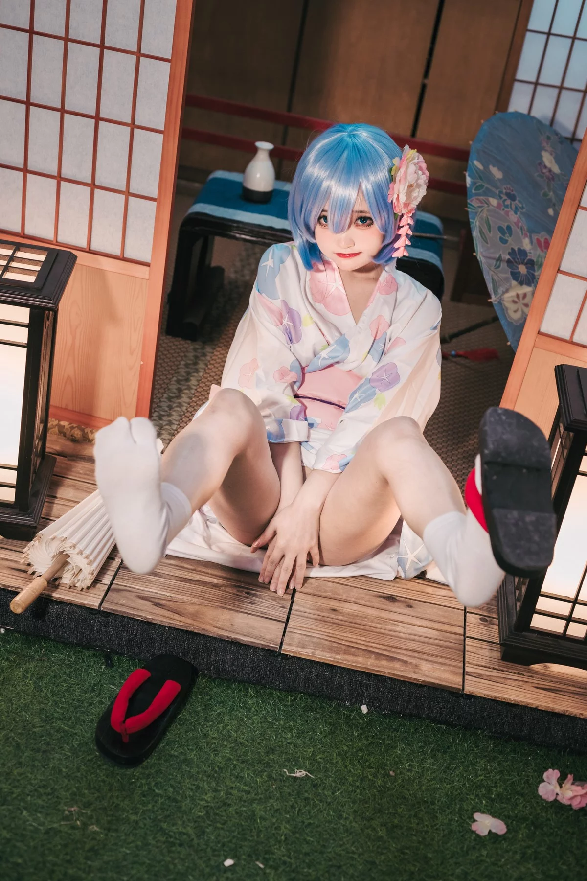 Coser美女神沢永莉蕾姆和风主题私房性感日系和服半脱秀完美身材诱惑写真47P
