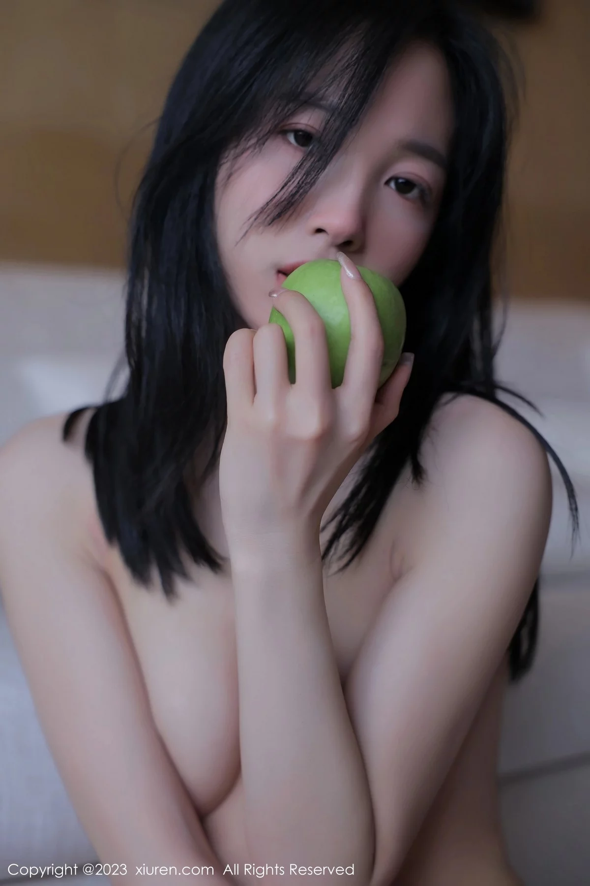 XiuRen第6675期_模特茜茜Kimi性感白T配黑短裙露白蕾丝内衣秀完美身材诱惑写真65P