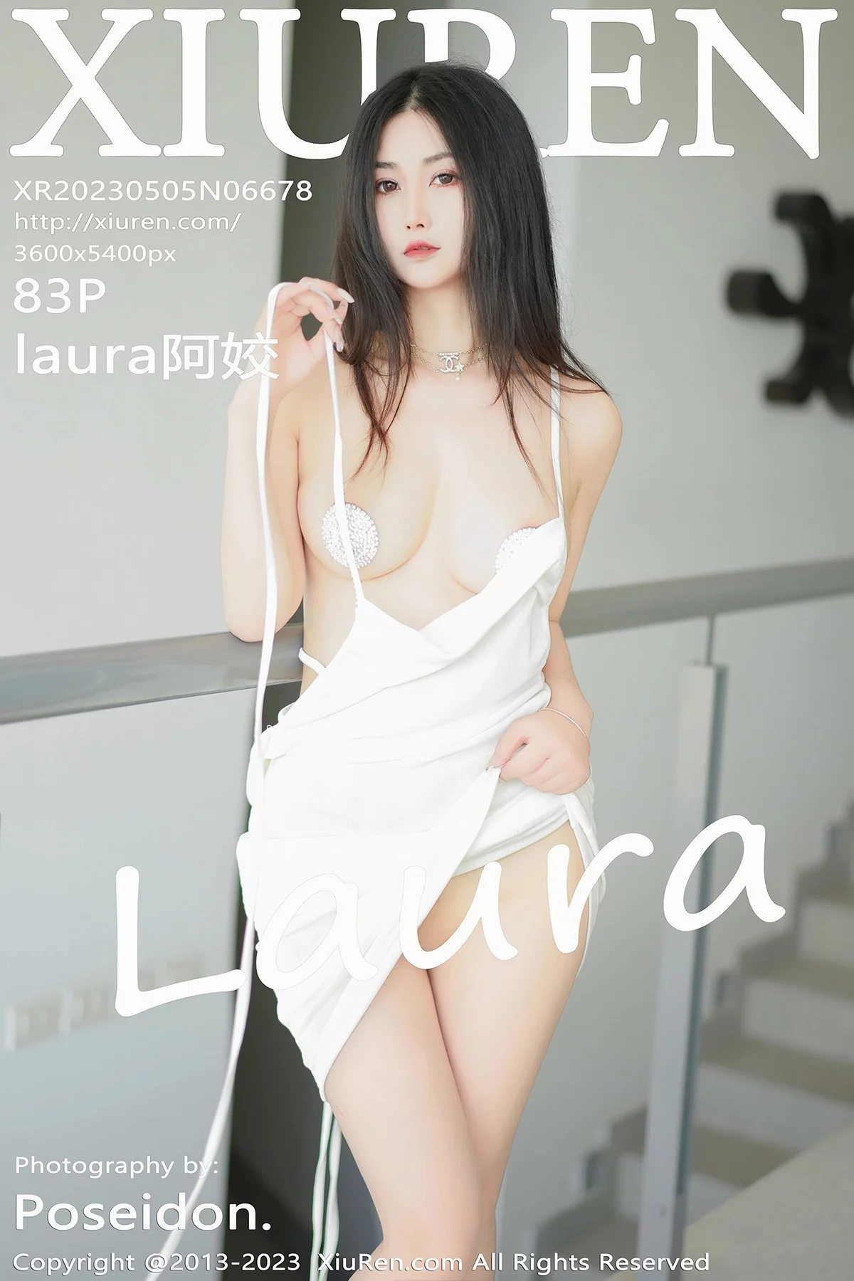 XiuRen第6678期_模特laura阿姣户外泳池大尺度露傲人豪乳血滴子遮点诱惑写真83P