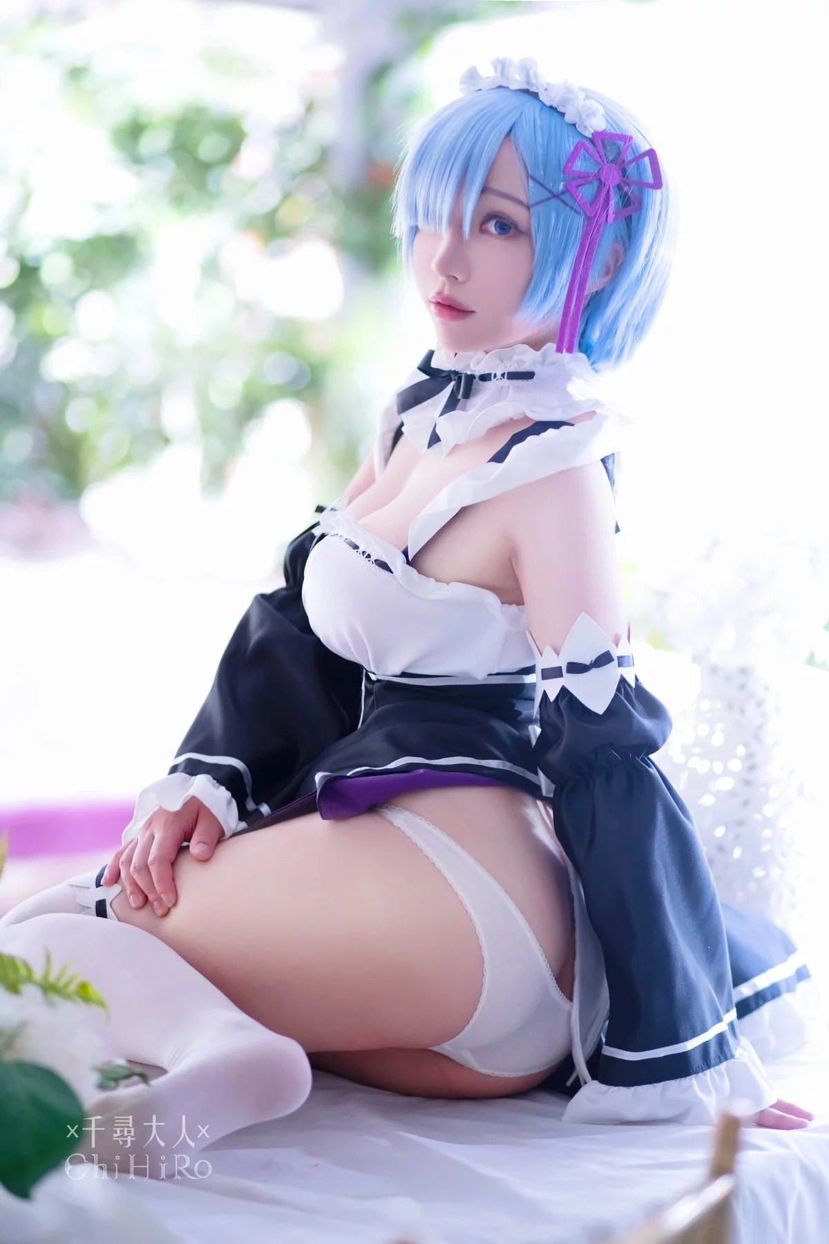 Coser美女叫我千寻大人蕾姆Rem主题私房性感Cos服饰系列秀完美身材诱惑写真70P