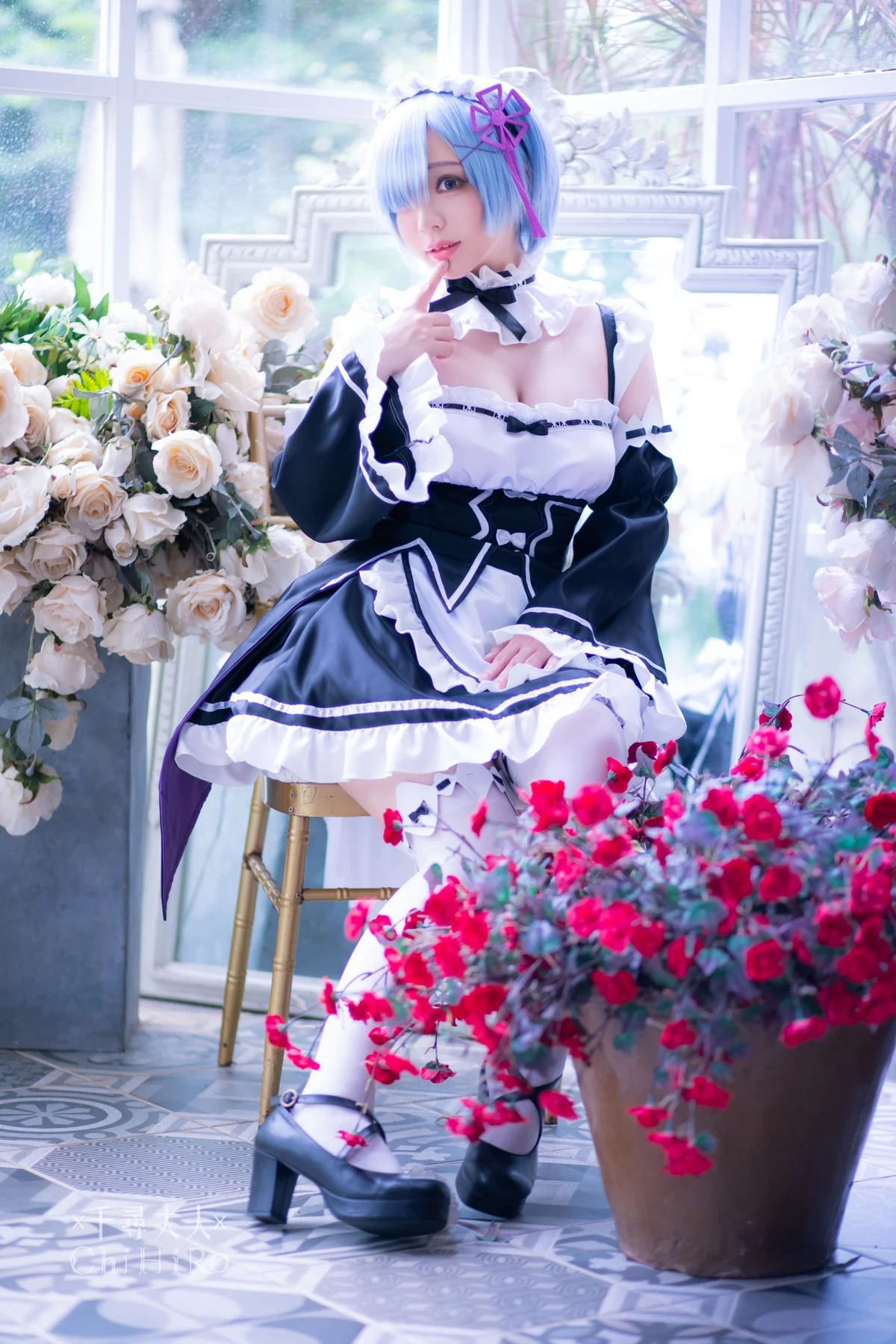 Coser美女叫我千寻大人蕾姆Rem主题私房性感Cos服饰系列秀完美身材诱惑写真70P