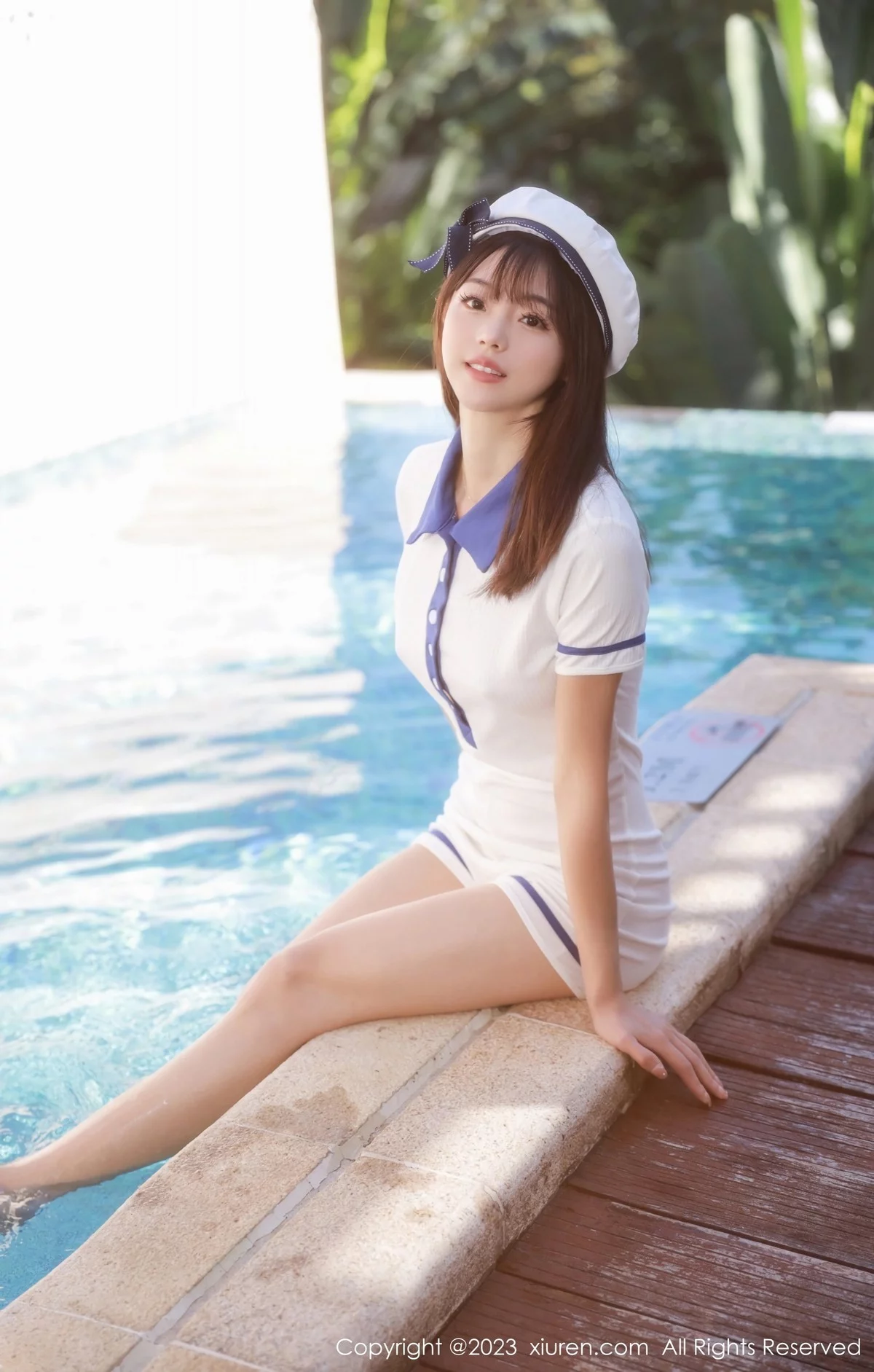 XiuRen第6686期_模特佘贝拉bella泳池性感白色海军服半脱秀完美身材诱惑写真67P