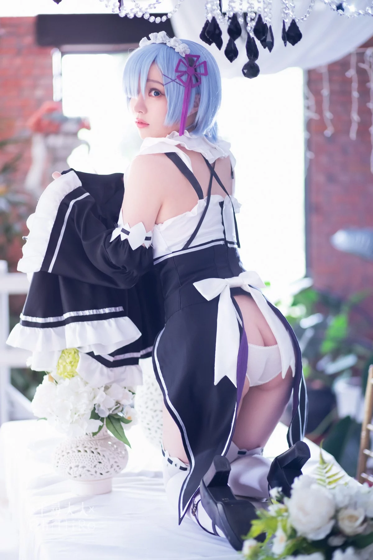 Coser美女叫我千寻大人蕾姆Rem主题私房性感Cos服饰系列秀完美身材诱惑写真70P