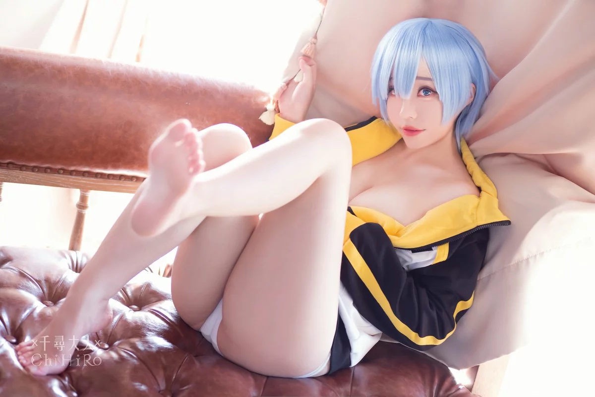 Coser美女叫我千寻大人蕾姆Rem主题私房性感Cos服饰系列秀完美身材诱惑写真70P