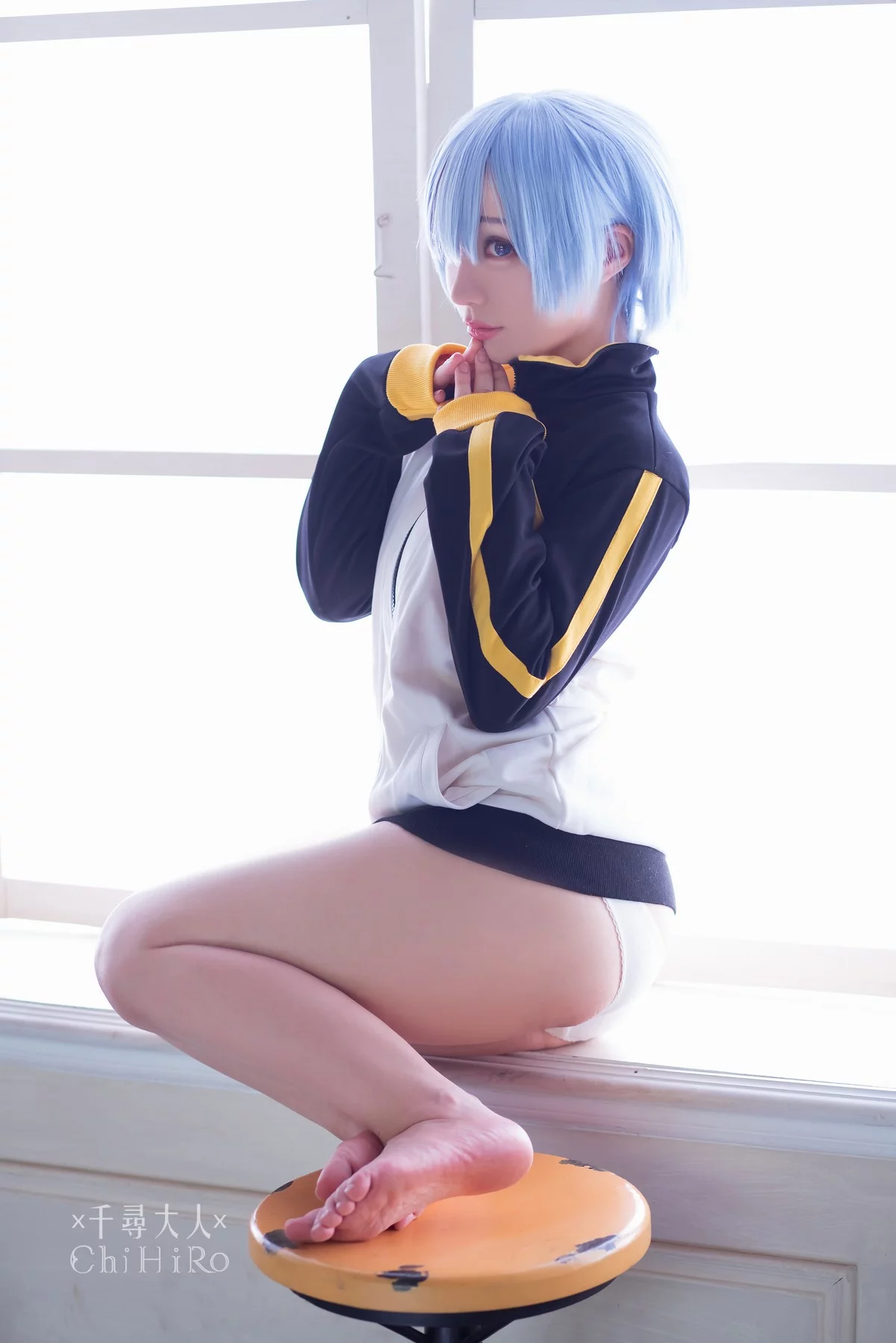 Coser美女叫我千寻大人蕾姆Rem主题私房性感Cos服饰系列秀完美身材诱惑写真70P