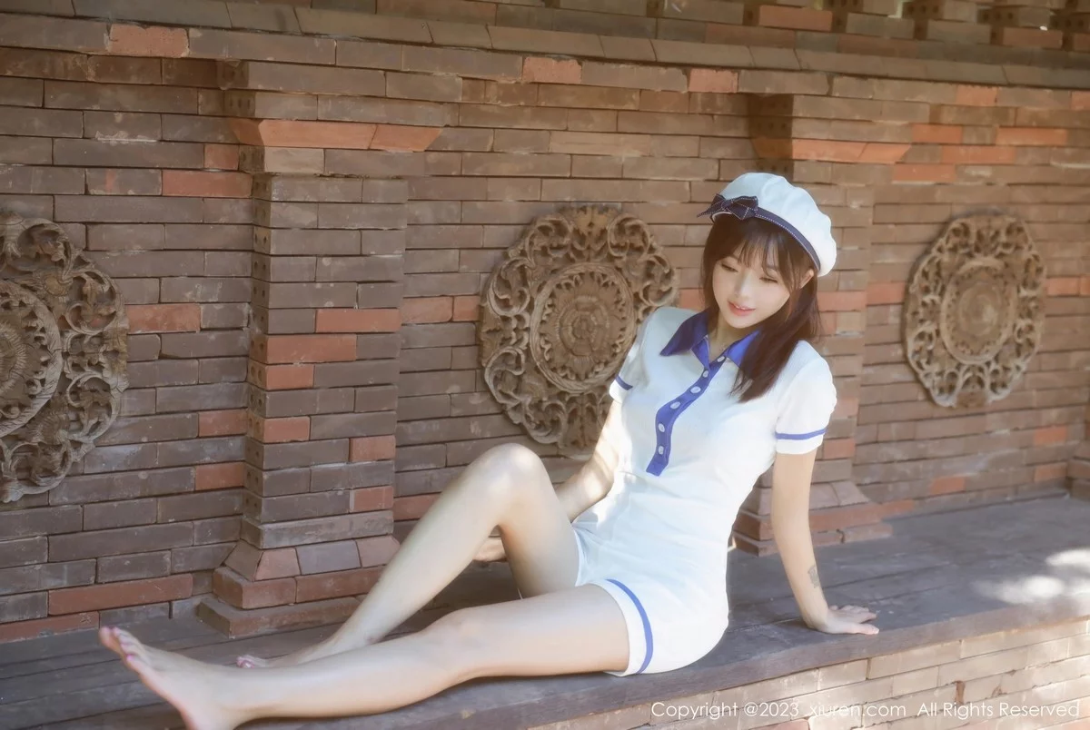 XiuRen第6686期_模特佘贝拉bella泳池性感白色海军服半脱秀完美身材诱惑写真67P