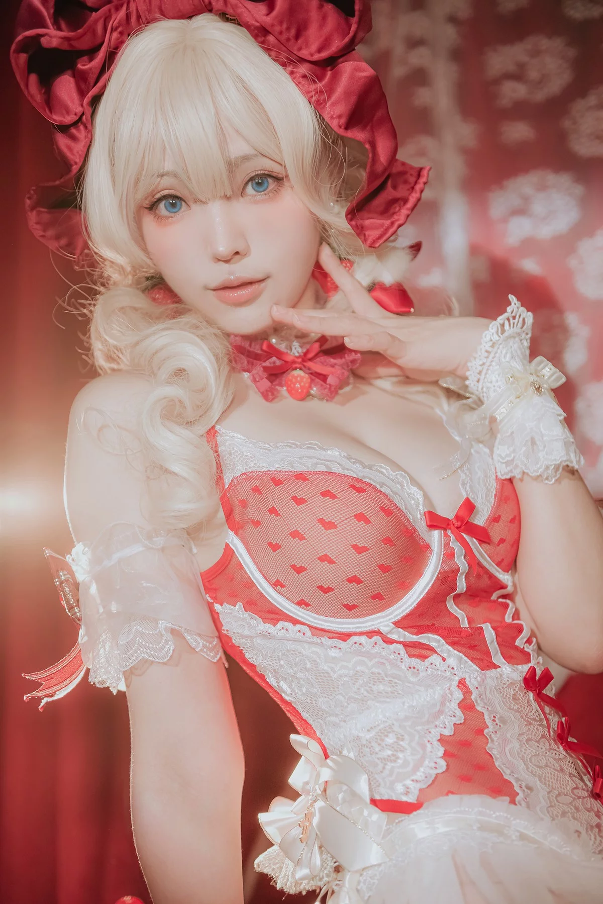 Coser妹子Ely_eee草莓蛋糕少女主题性感圣诞女郎服饰红色连体内衣完美诱惑写真33P