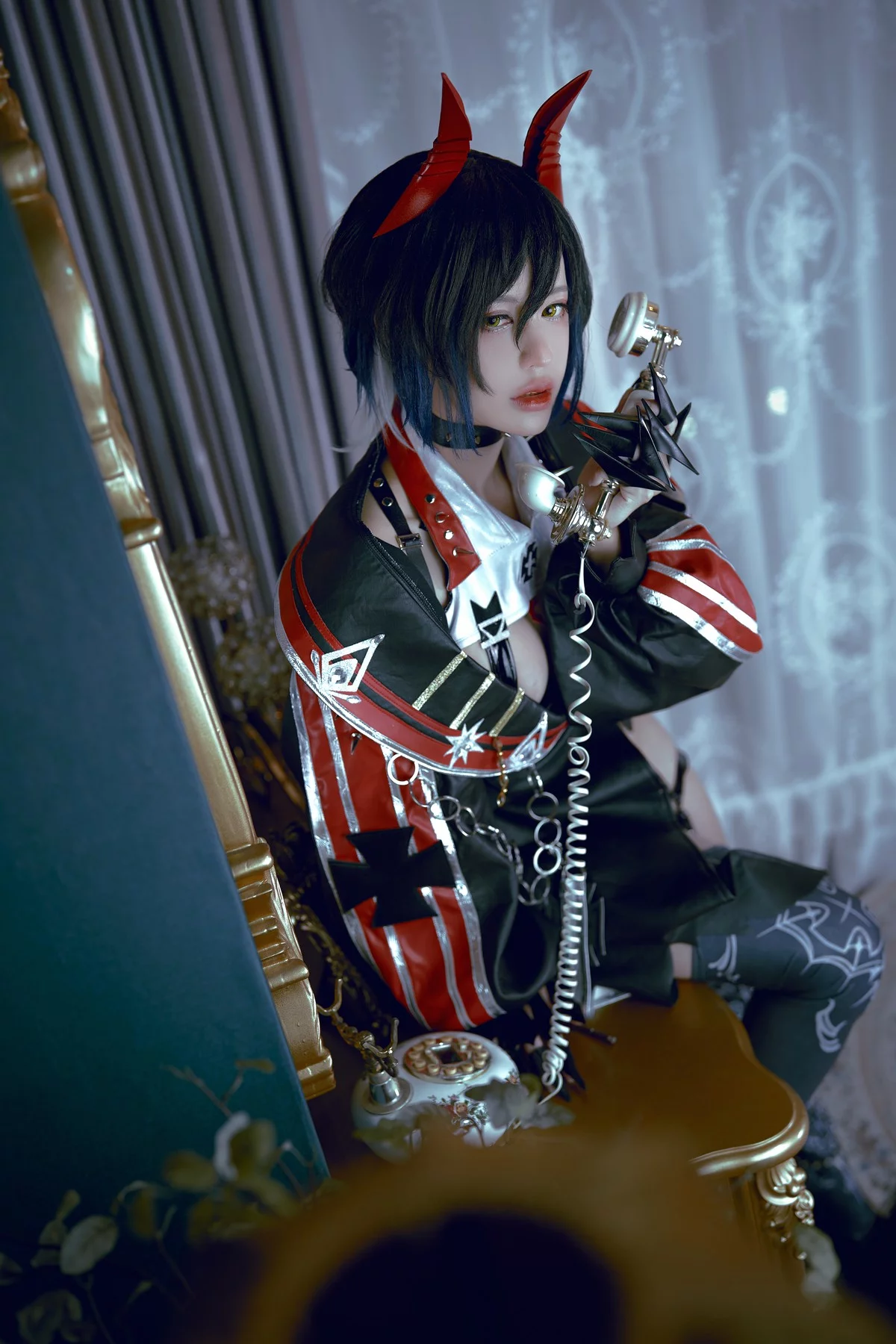 网络美女PingPing-Ulrich von Hutten主题性感带子情趣服饰秀油亮肌肤诱惑写真45P