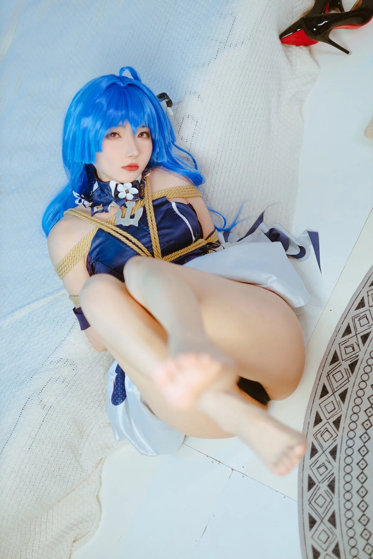网络美女是三不是世w胜利女神主题私房性感连身短裙情趣捆绑秀美腿诱惑写真58P