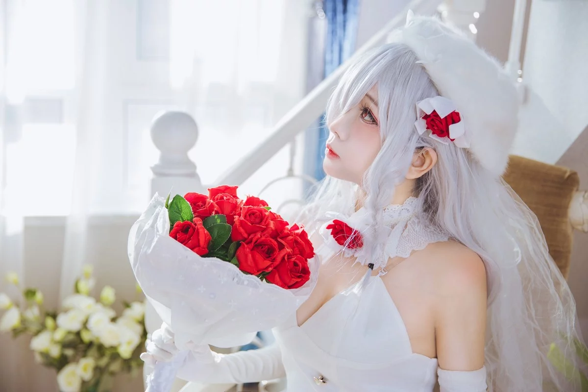 Cosplay美女日奈娇G36C礼服主题性感白色礼裙配白色蕾丝吊袜秀美腿诱惑写真40P
