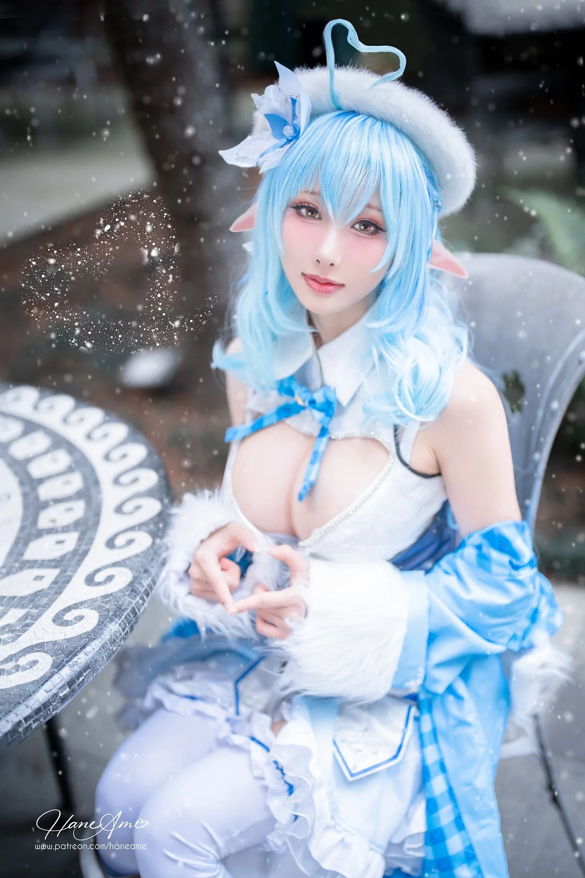 Coser美女雨波_HaneAme-2022年11月合集私房情趣服饰露傲人豪乳惹火诱惑写真154P