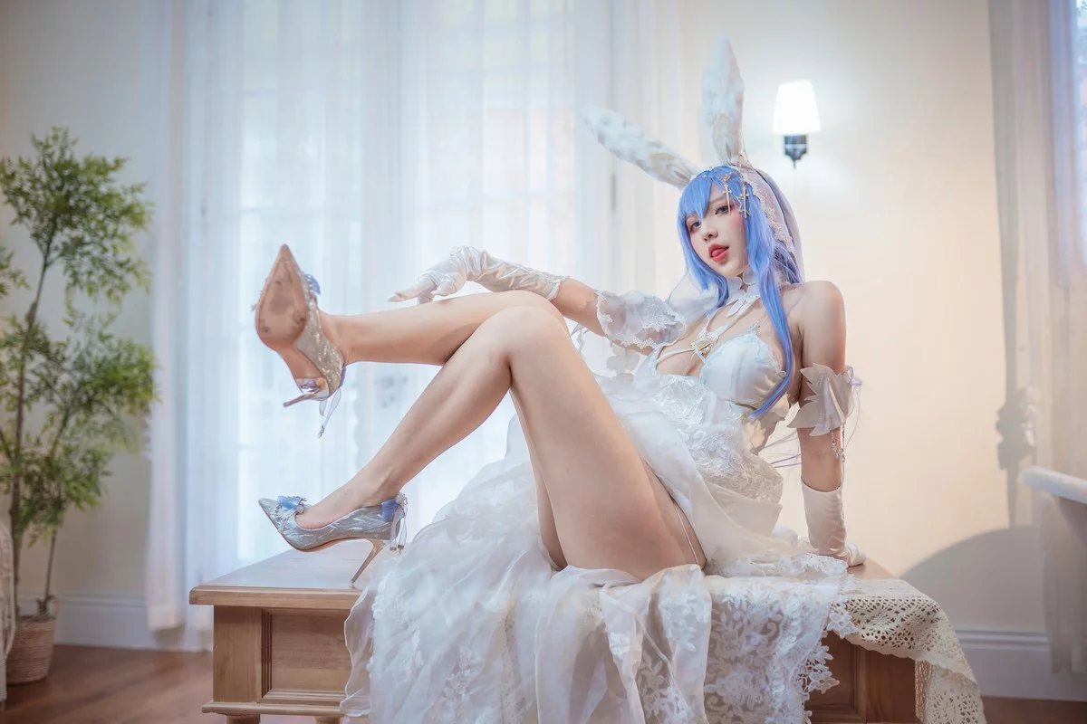动漫博主九曲Jean花园花嫁主题性感白色情趣婚纱秀白嫩肌肤完美诱惑写真30P