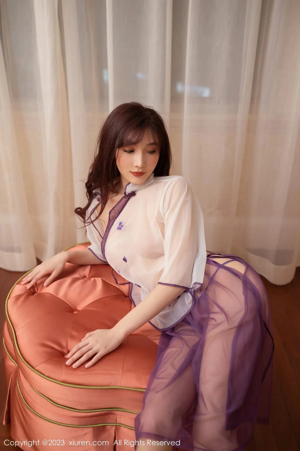 XiuRen第6608期_模特陆萱萱性感紫色轻透古装服饰透视秀惹火身材极致诱惑写真80P