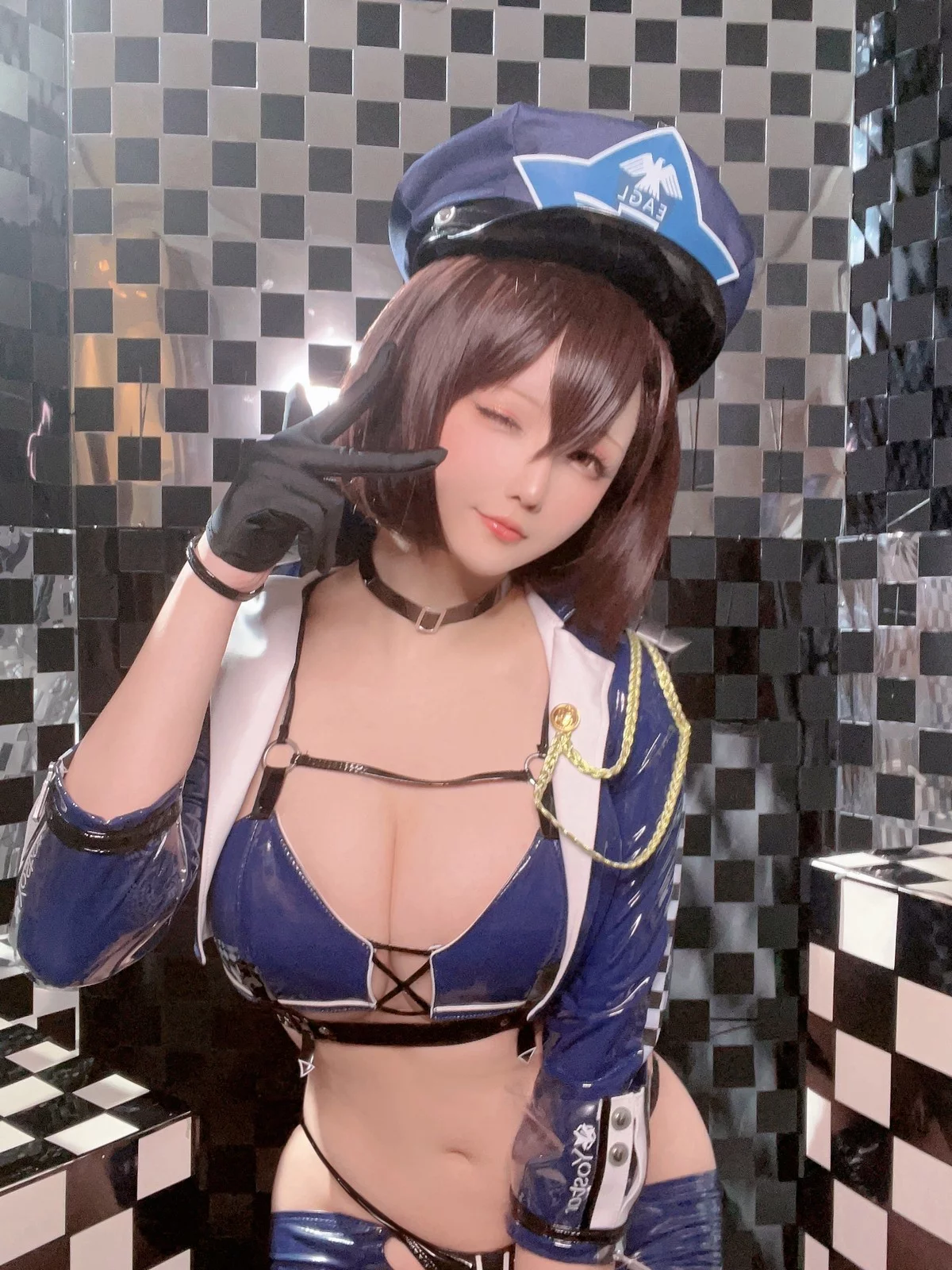 Coser小姐姐星之迟迟巴尔的摩赛车服主题性感赛车女郎服饰秀丰满身材诱惑写真51P