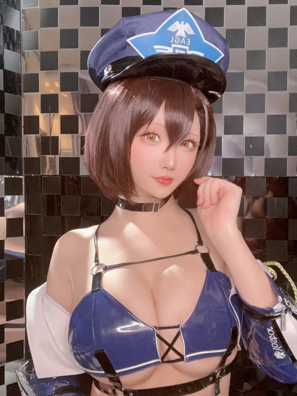 Coser小姐姐星之迟迟巴尔的摩赛车服主题性感赛车女郎服饰秀丰满身材诱惑写真51P