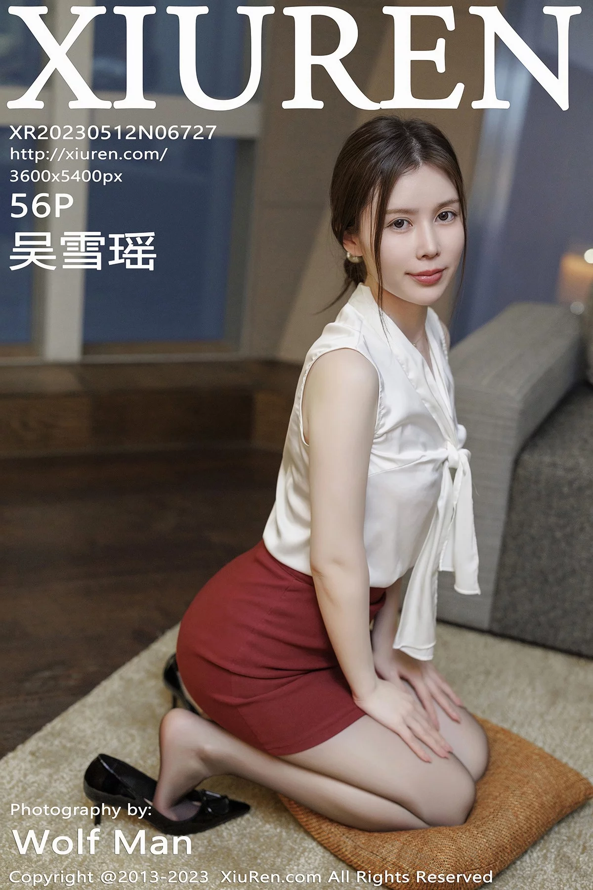 XiuRen第6727期_模特吴雪瑶白色上衣配暗红短裙露性感内衣秀曼妙身材诱惑写真56P