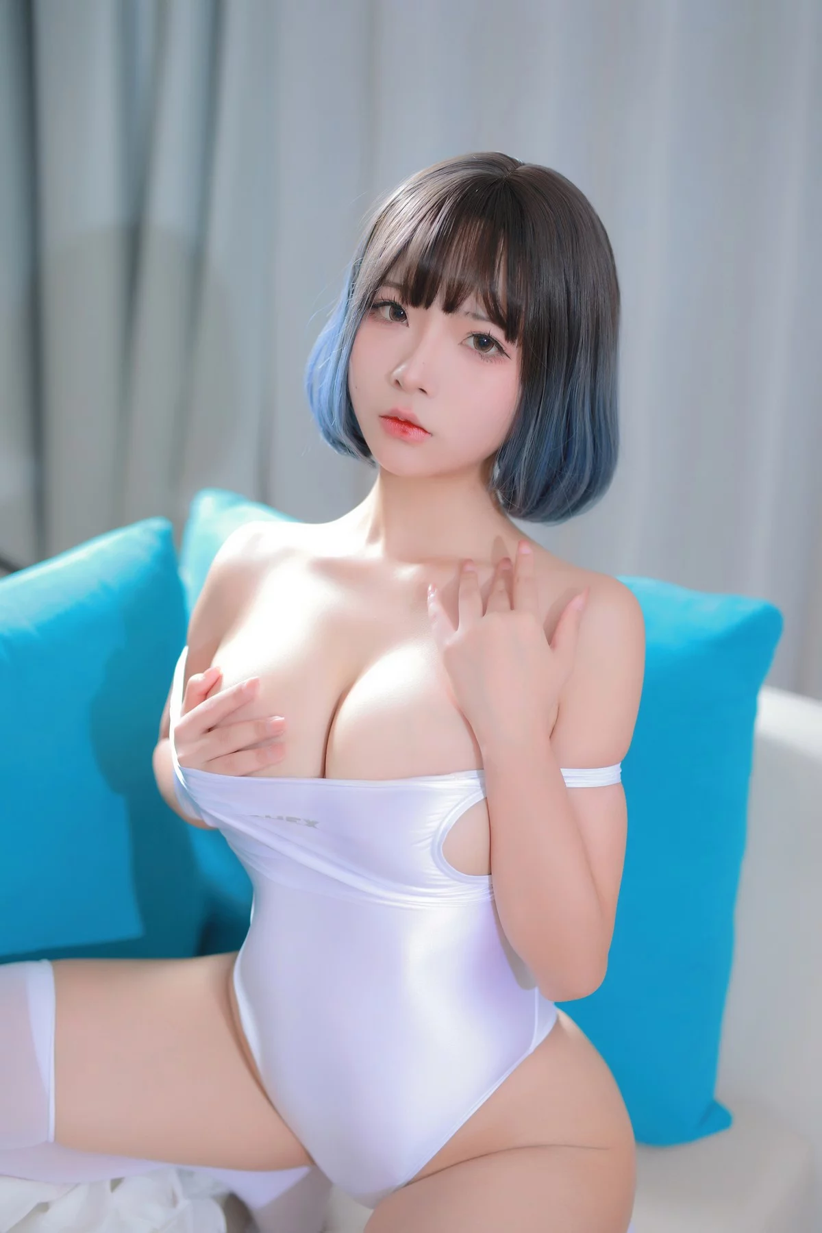 网络美女yuuhui玉汇游泳部学妹主题私房浴室性感薄透连体泳衣湿身诱惑写真89P