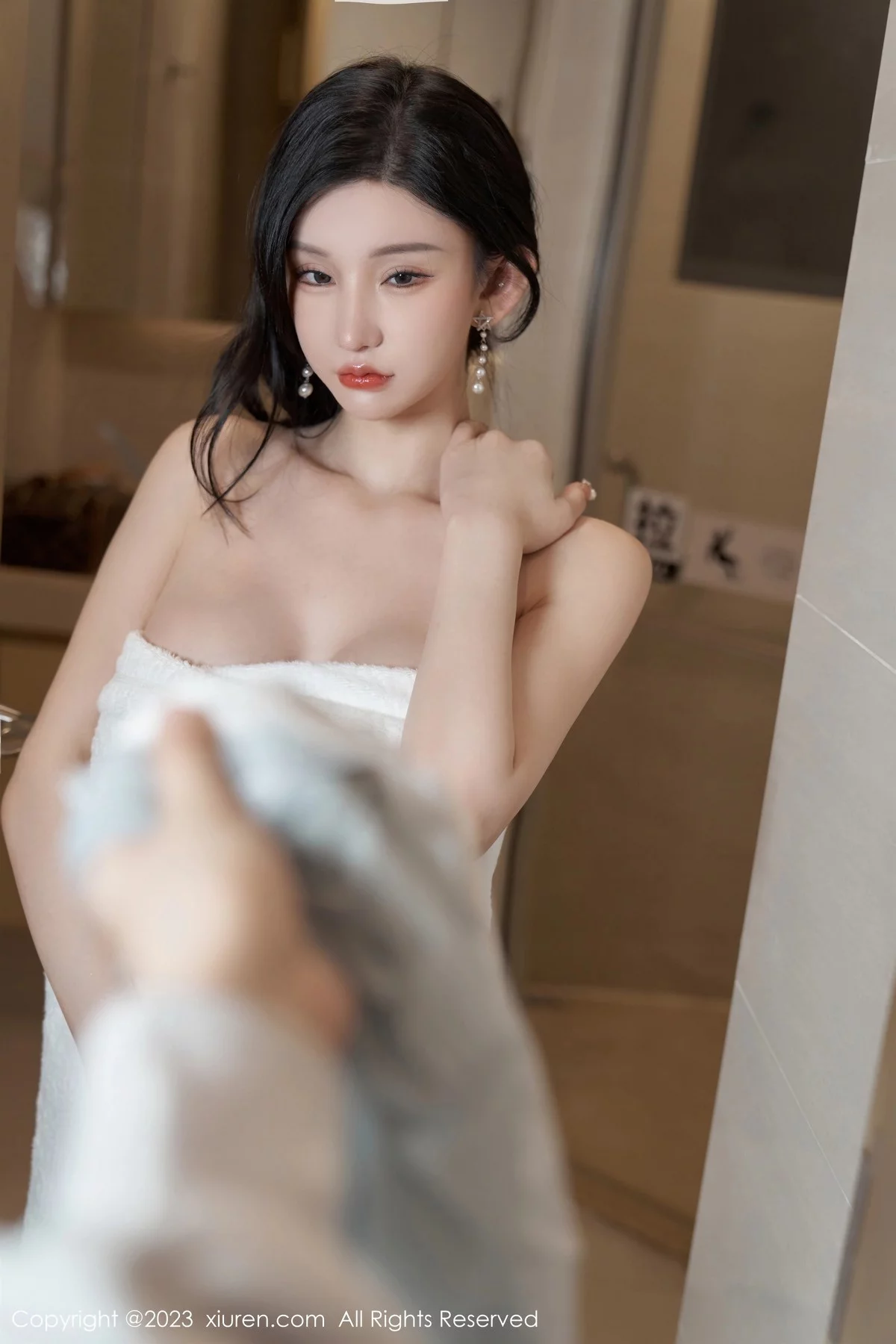 XiuRen第6731期_女神周于希Sally私房性感蕾丝薄纱睡裙秀完美身材惹火诱惑写真97P