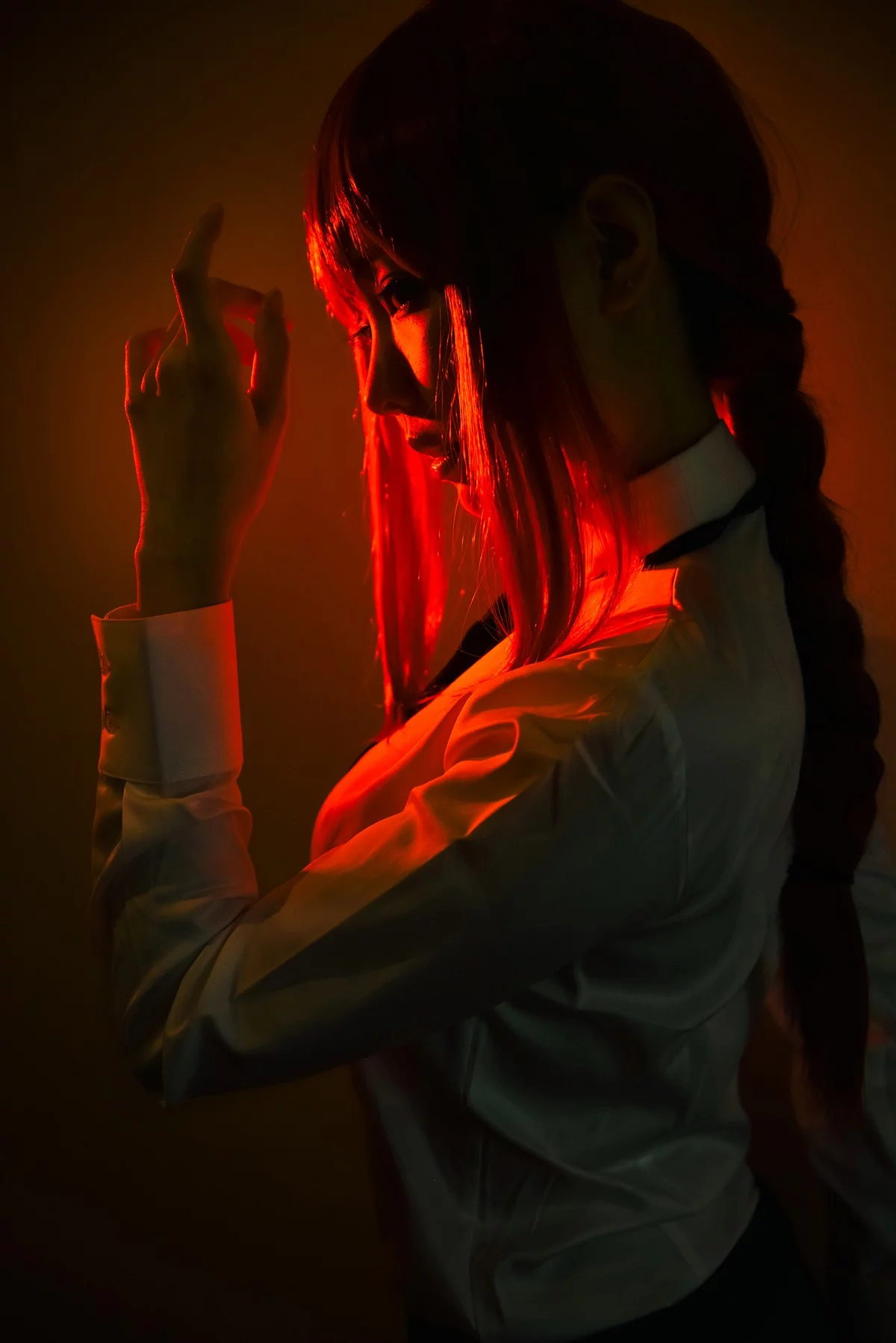 Coser妹子Ely_eee-Makima主题性感护士装配黑丝吊袜秀完美身材撩人诱惑写真61P