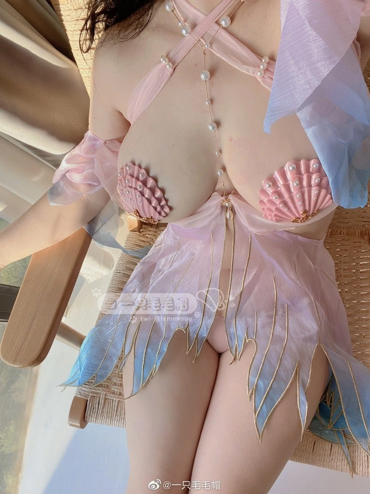微博妹子一只毛毛帽视图精选合集主题私房性感服饰系列秀丰满身材诱惑写真210P