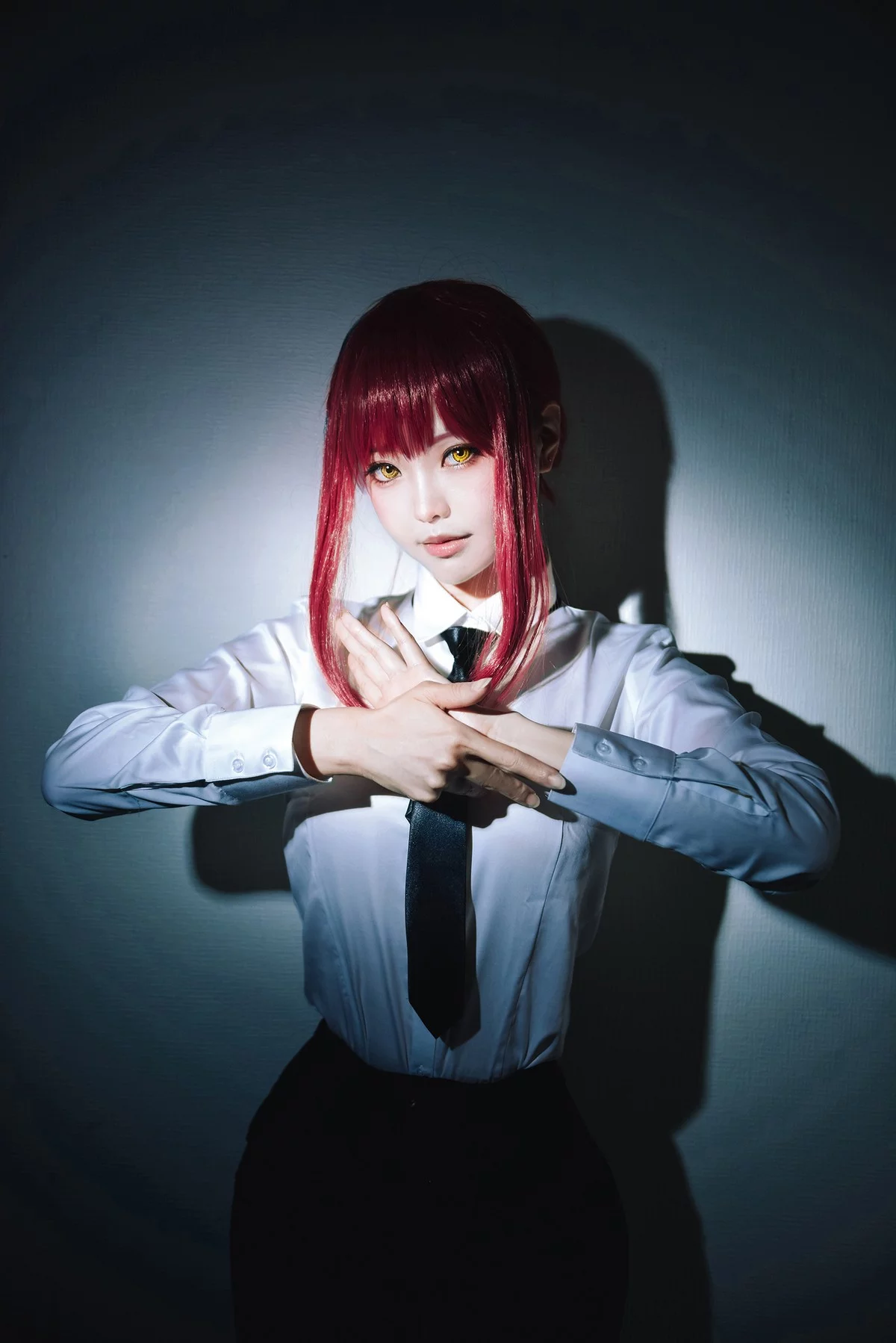 Coser妹子Ely_eee-Makima主题性感护士装配黑丝吊袜秀完美身材撩人诱惑写真61P