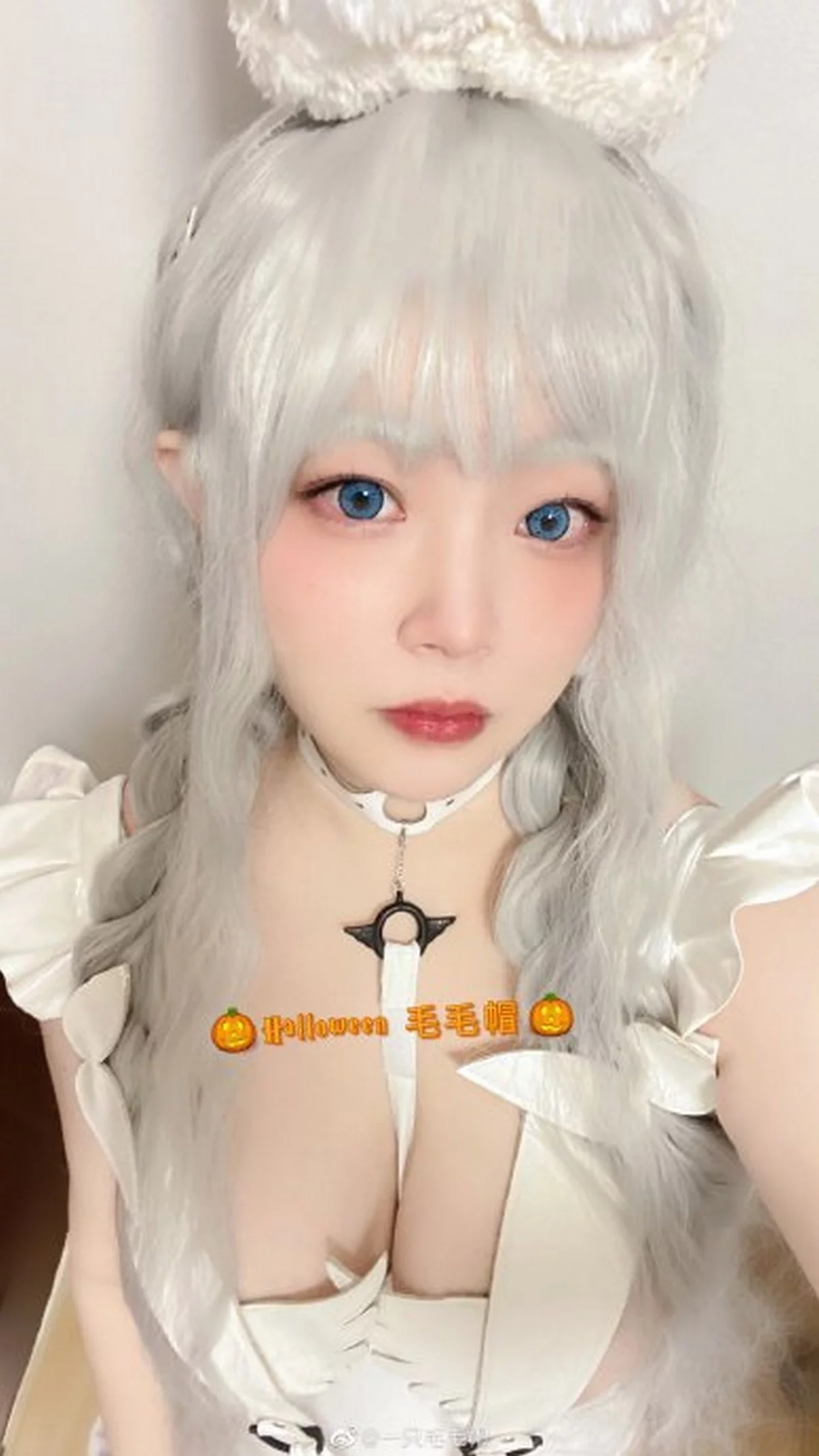 微博妹子一只毛毛帽视图精选合集主题私房性感服饰系列秀丰满身材诱惑写真210P