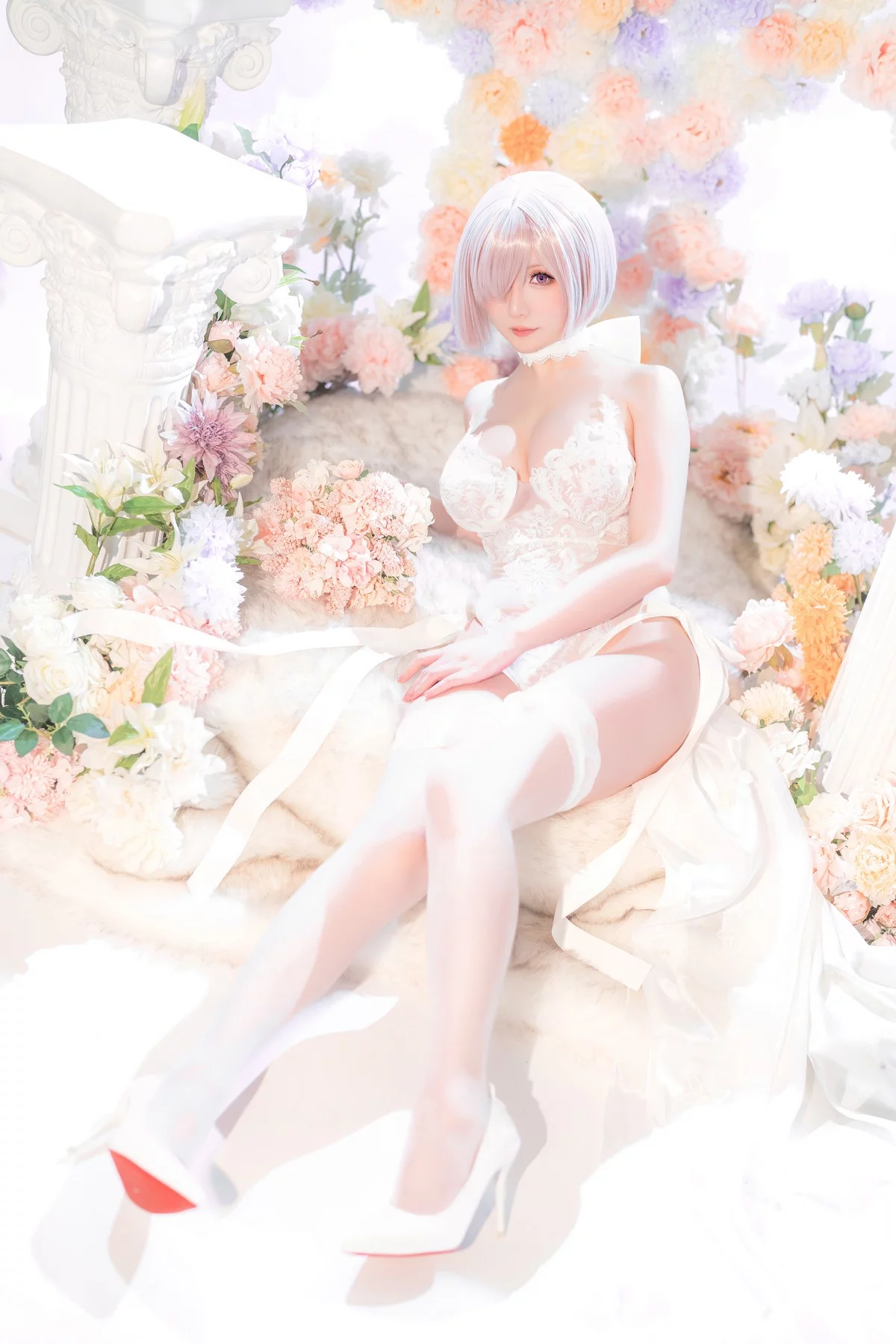 Coser小姐姐星之迟迟玛修婚纱主题性感白色婚纱露白色蕾丝内衣惹火诱惑写真78P