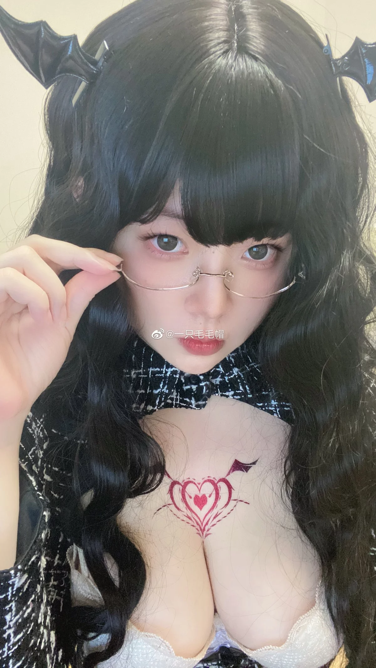 微博妹子一只毛毛帽视图精选合集主题私房性感服饰系列秀丰满身材诱惑写真210P