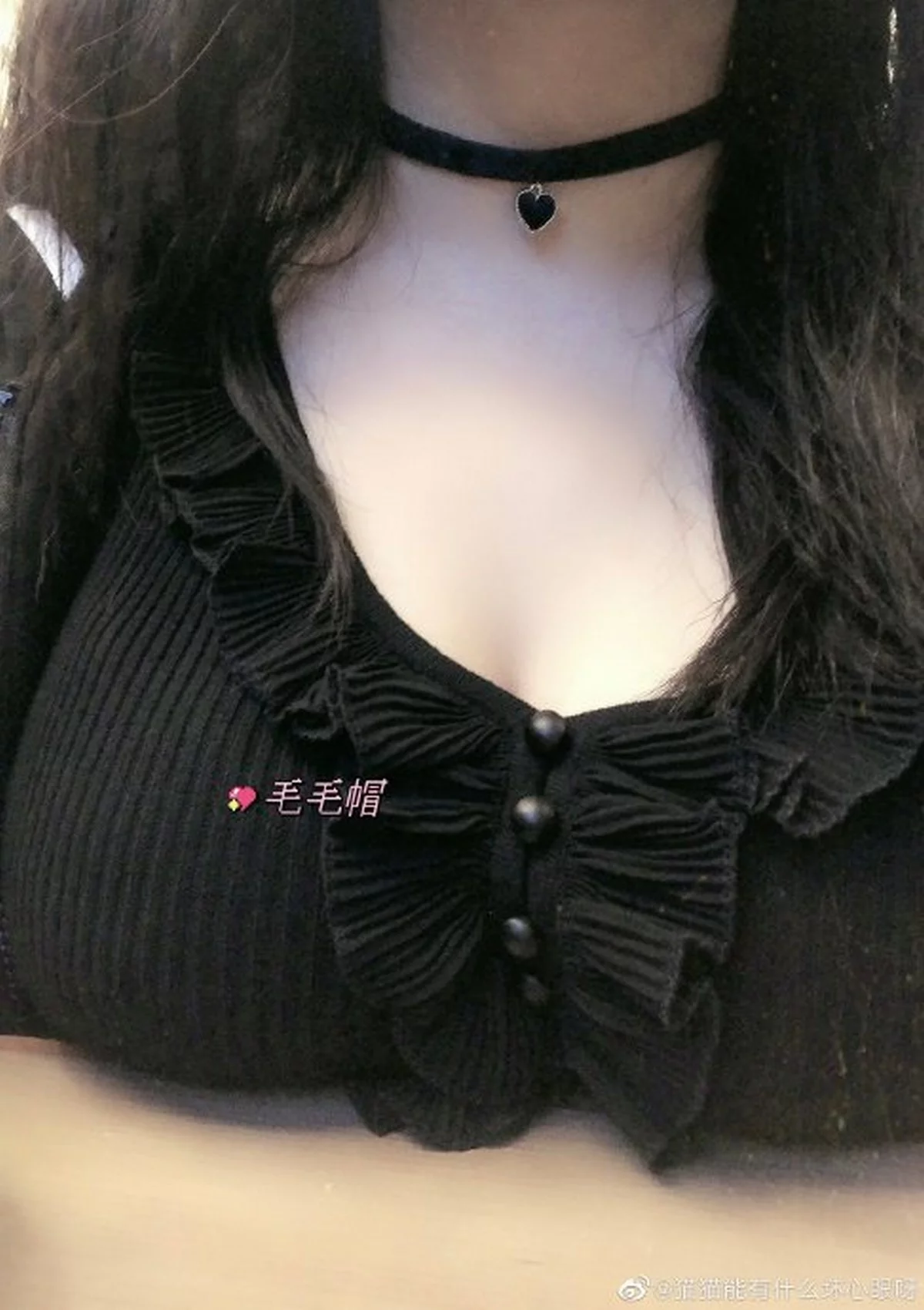 微博妹子一只毛毛帽视图精选合集主题私房性感服饰系列秀丰满身材诱惑写真210P