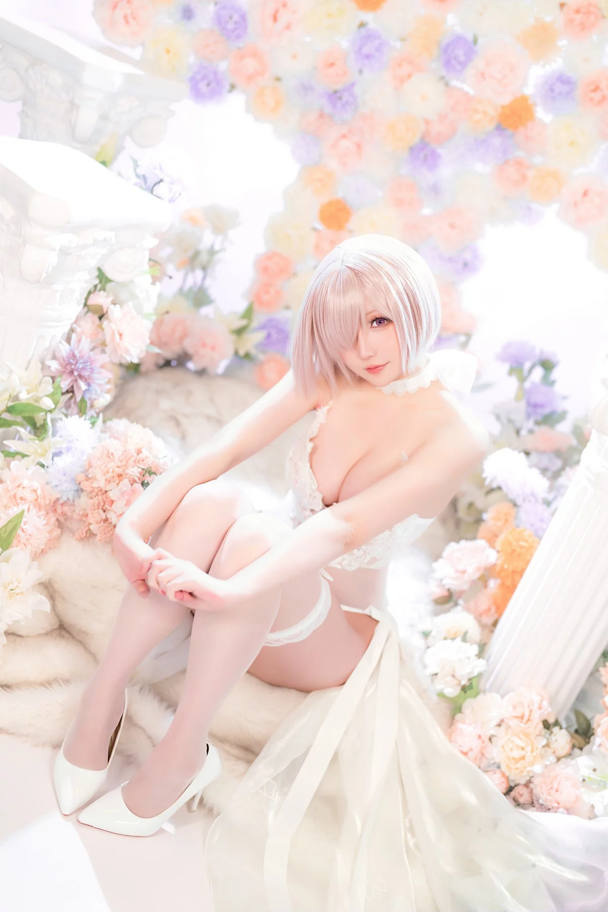 Coser小姐姐星之迟迟玛修婚纱主题性感白色婚纱露白色蕾丝内衣惹火诱惑写真78P
