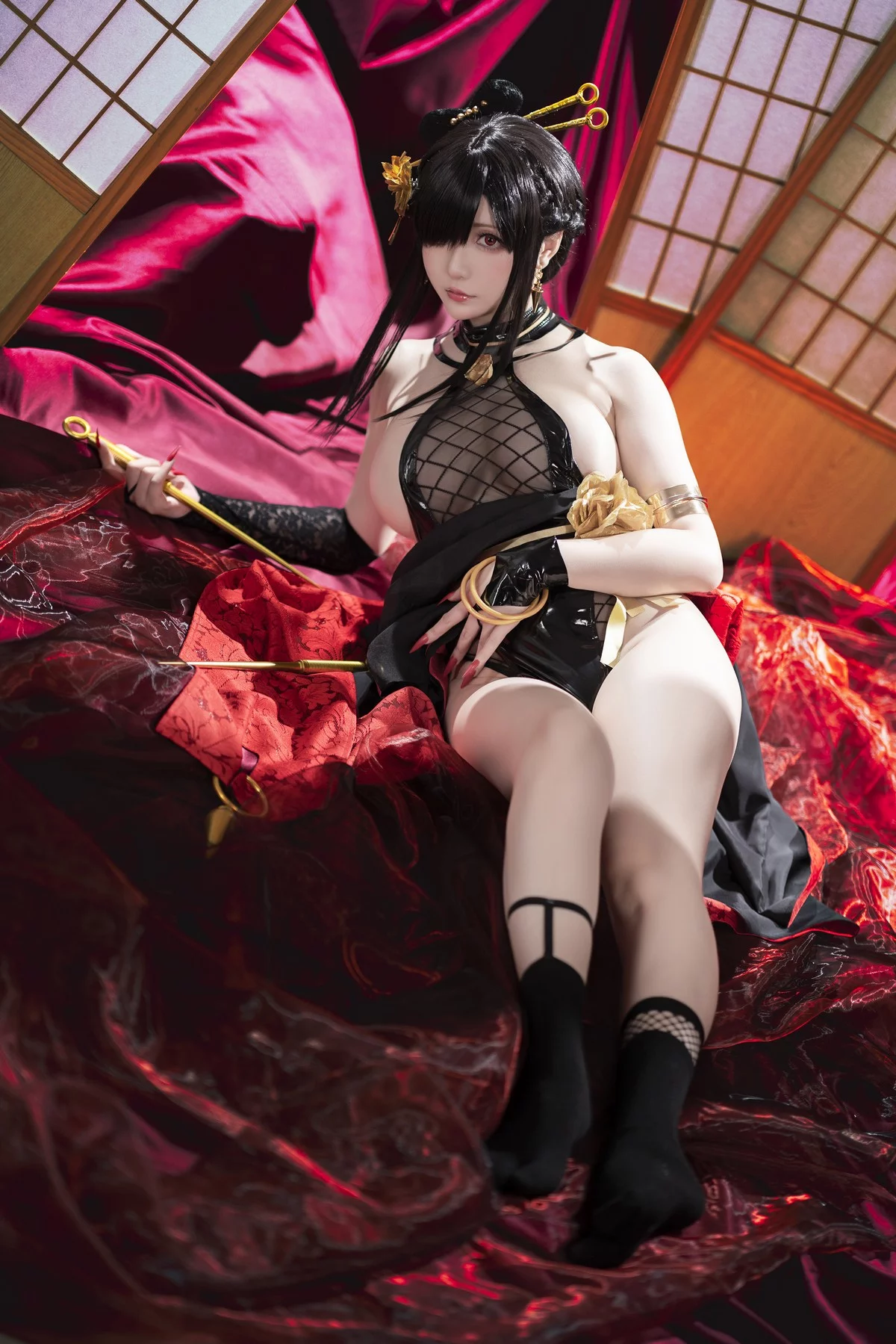 Coser小姐姐星之迟迟约尔圣诞主题私房黑色薄透情趣连体衣秀惹火身材诱惑写真78P