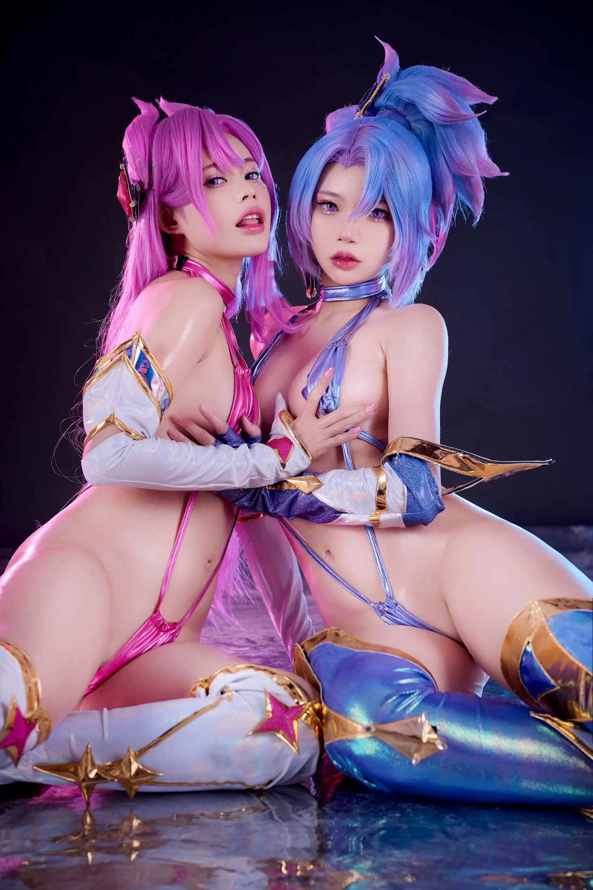 网络美女PingPing-Star Guardian Kai'Sa主题性感红色情趣内衣秀惹火身材诱惑写真72P