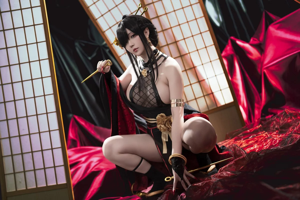 Coser小姐姐星之迟迟约尔圣诞主题私房黑色薄透情趣连体衣秀惹火身材诱惑写真78P