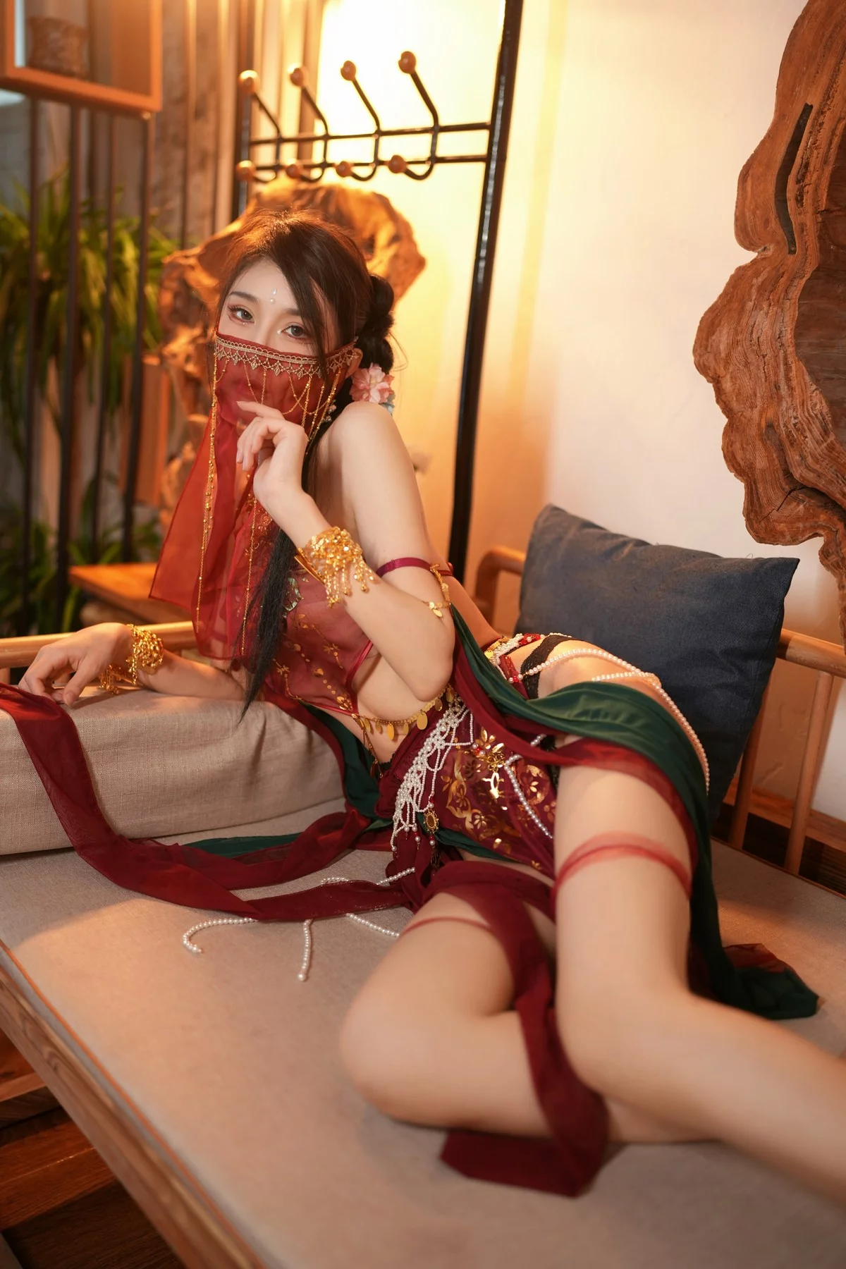 人气主播余多多Dudu妲己的古风诱惑力主题性感红色薄纱服饰秀完美身材诱惑写真27P