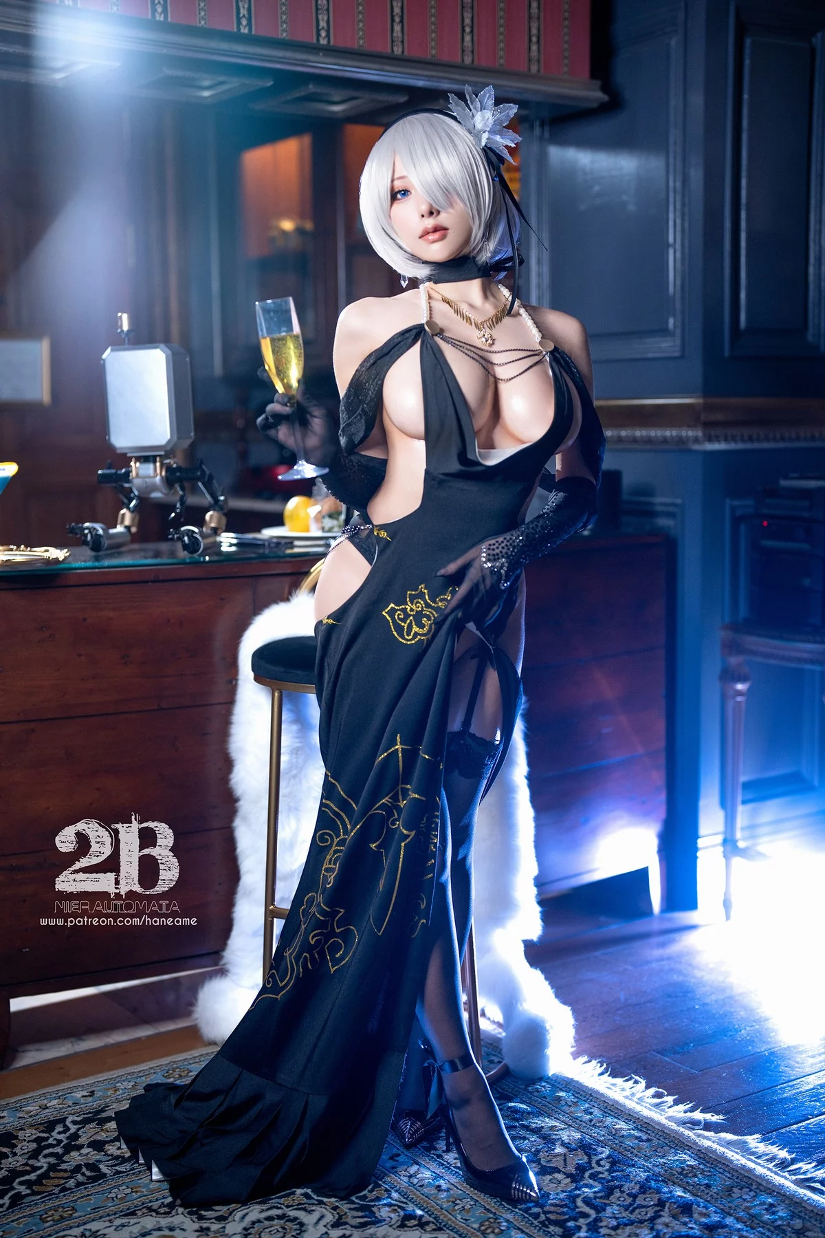 Coser美女雨波_HaneAme-2B新写真主题性感情趣服饰露油亮肌肤惹火诱惑写真92P