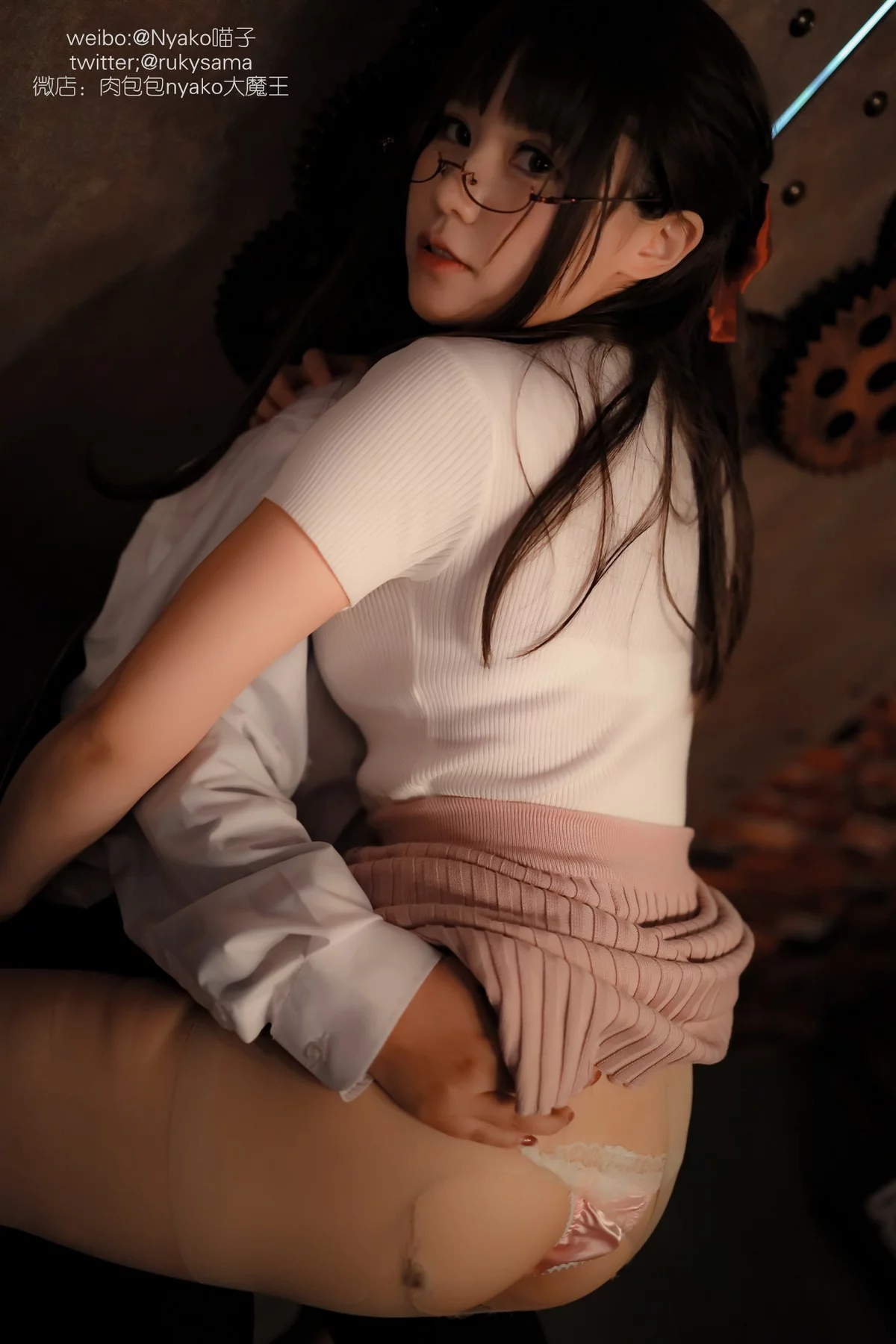 网络美女Nyako喵子个人写真主题精选私房性感服饰系列秀翘臀美腿诱惑写真123P